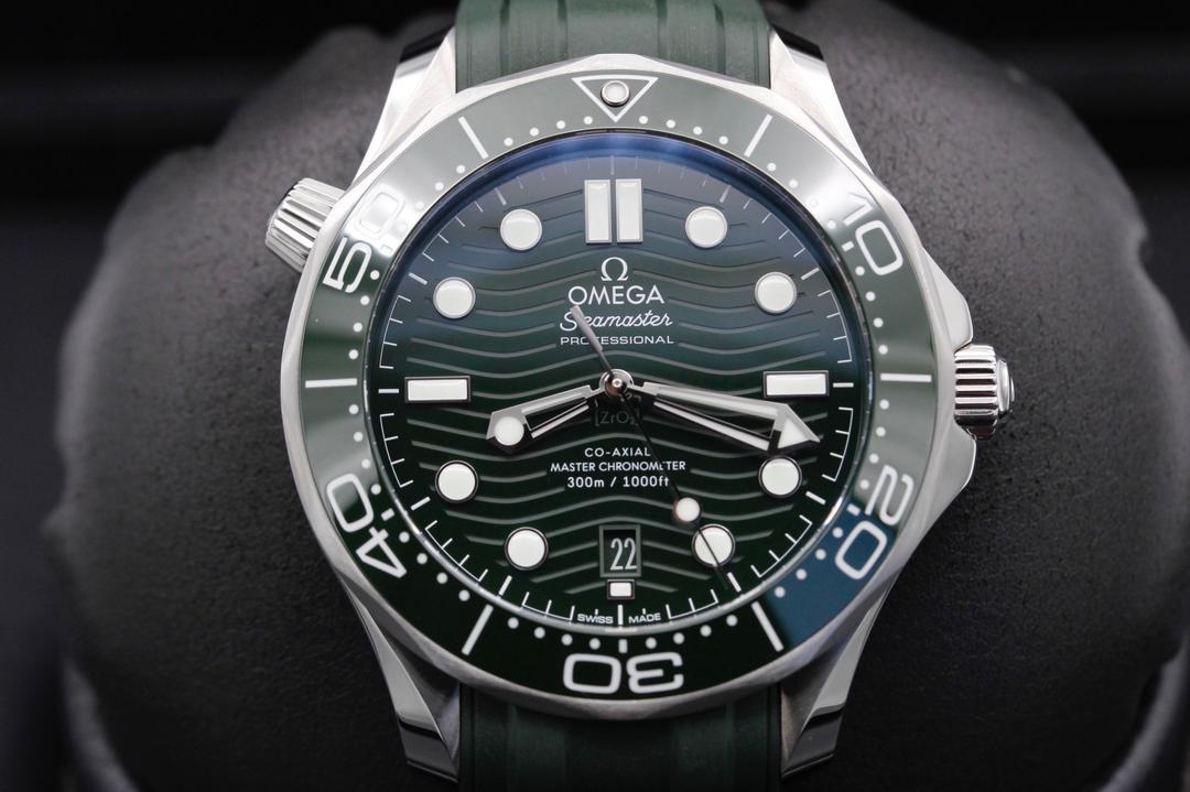 Omega Seamaster Diver 300M 210.32.42.20.10.001