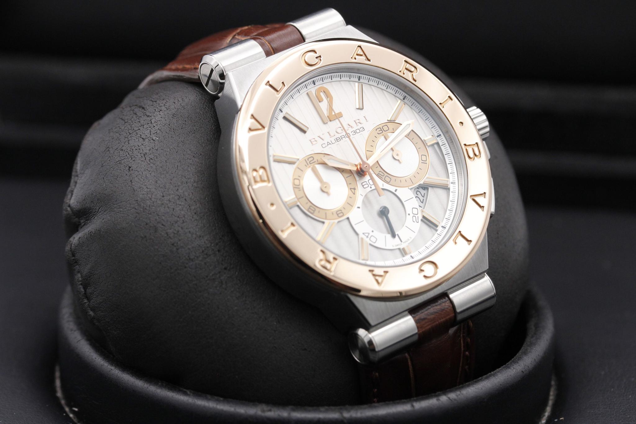Watch Image 10