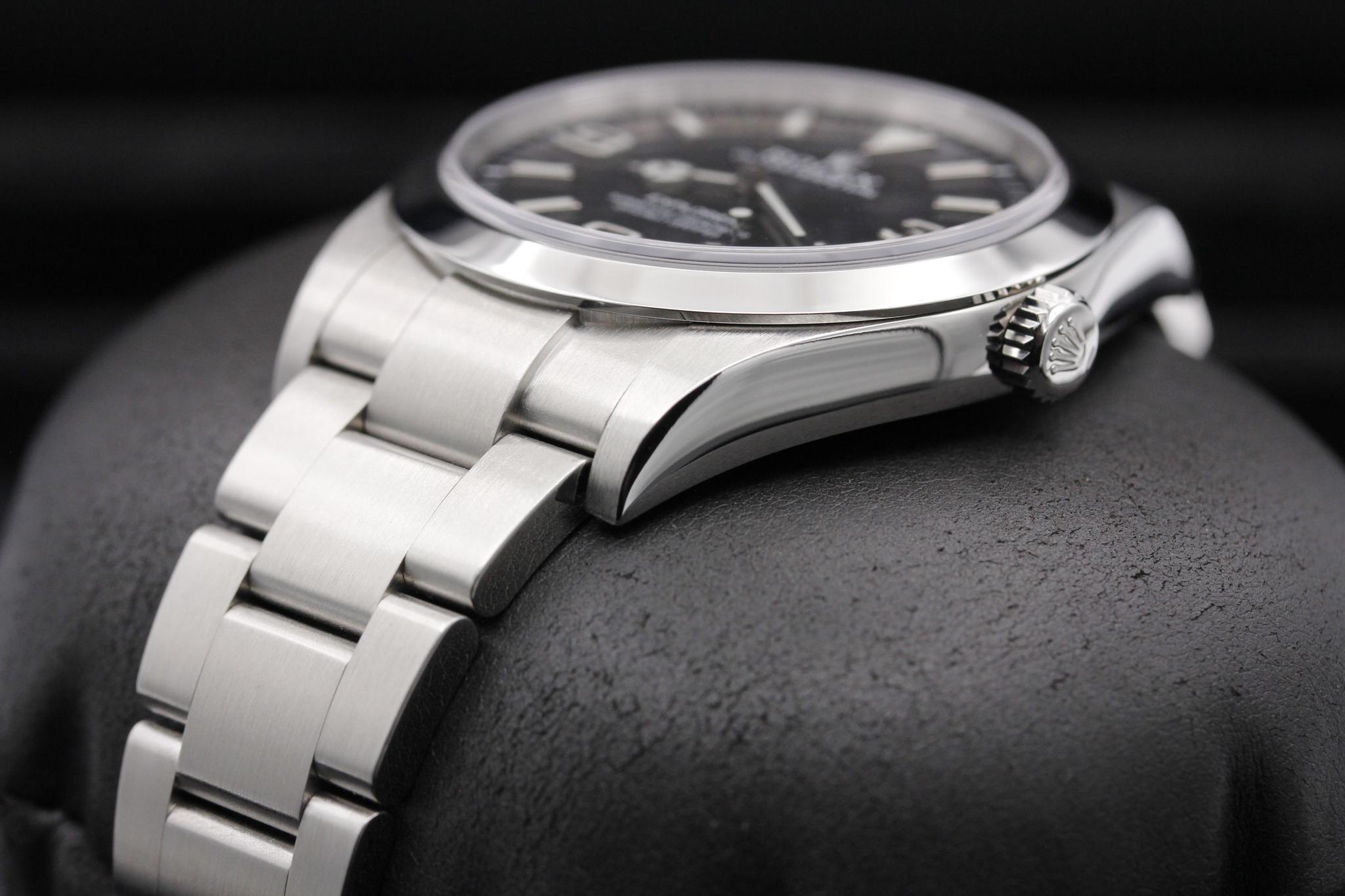 Watch Image 2