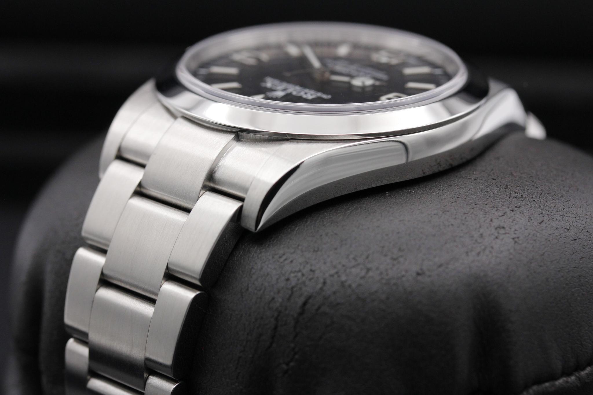Watch Image 5