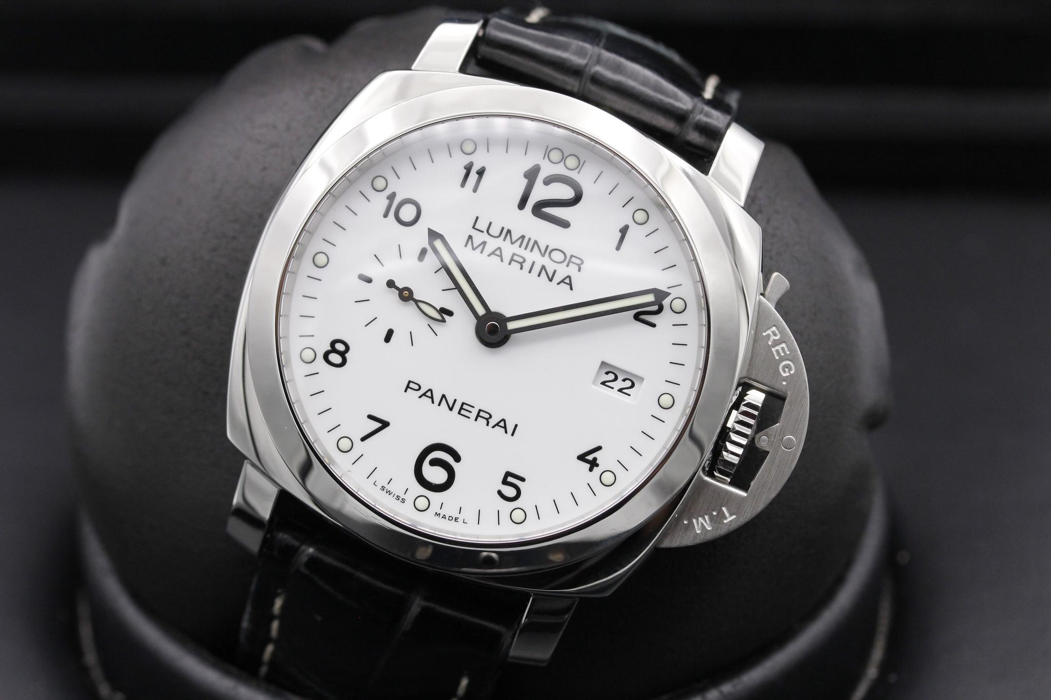 Watch Image 9