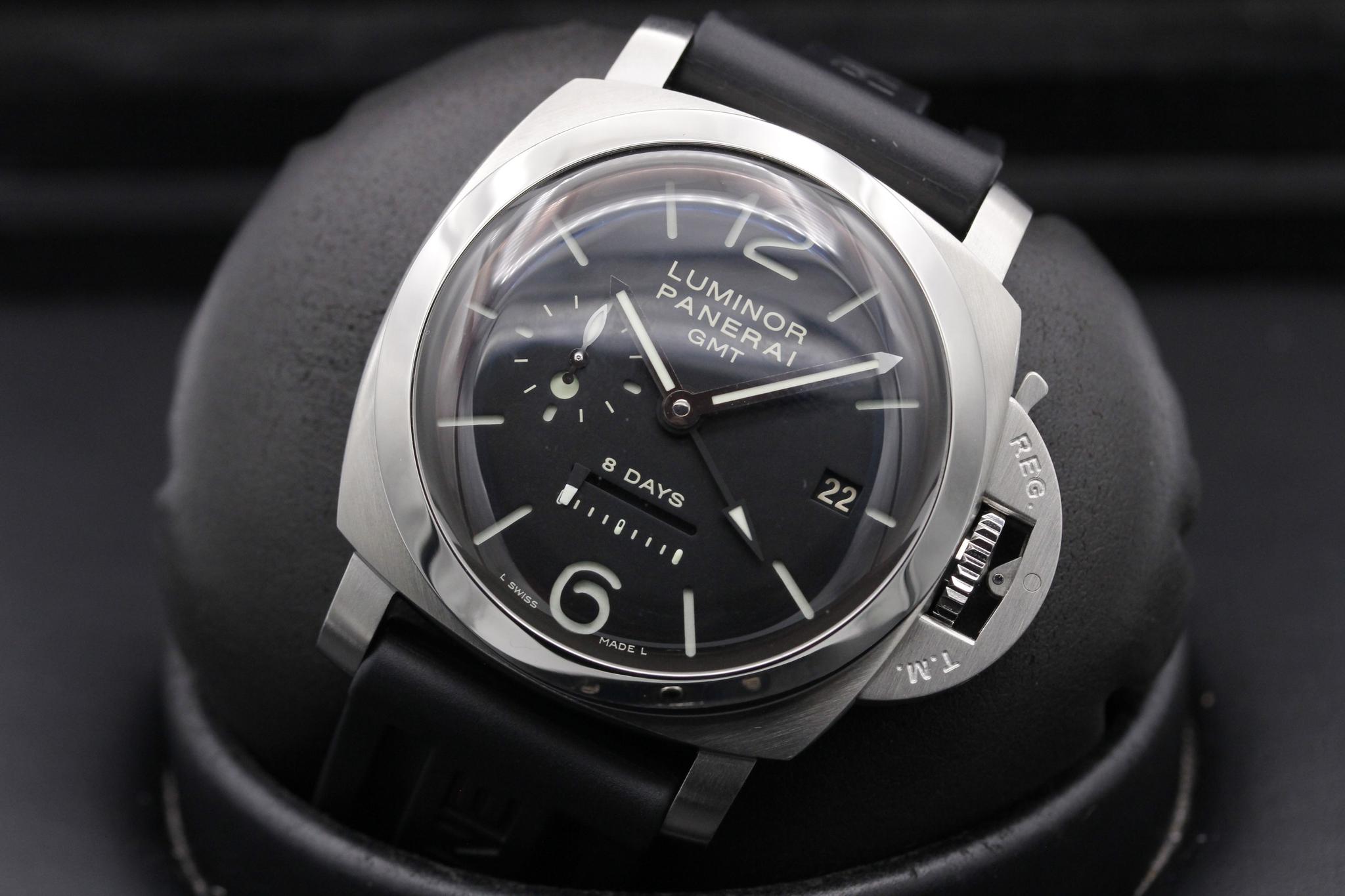 Watch Image 9