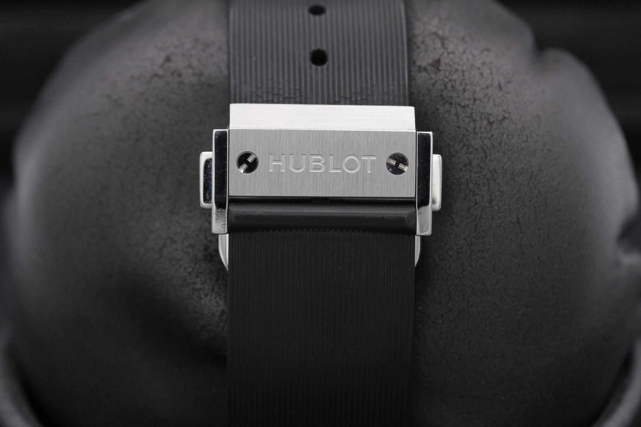 Watch Image 8
