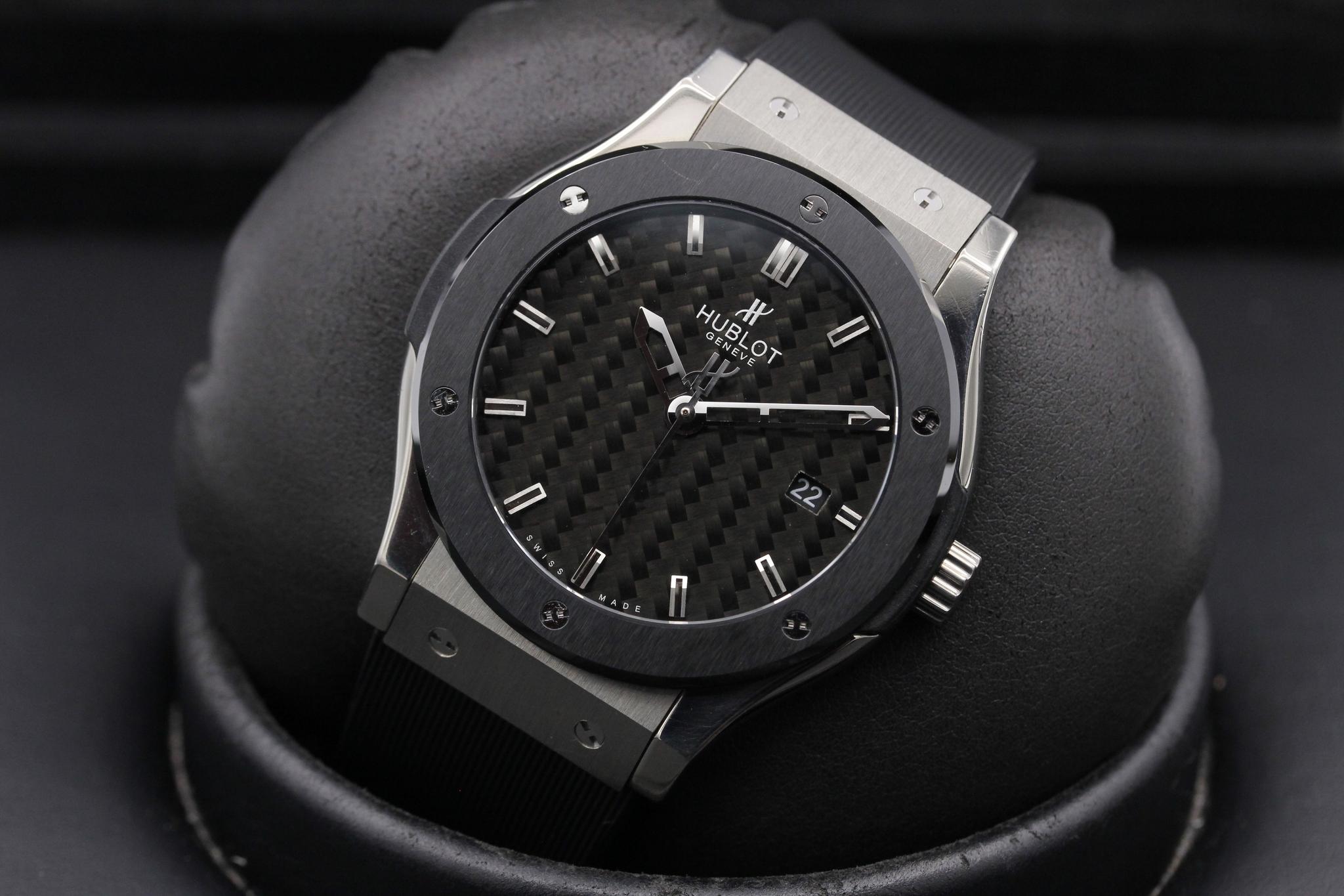 Watch Image 9