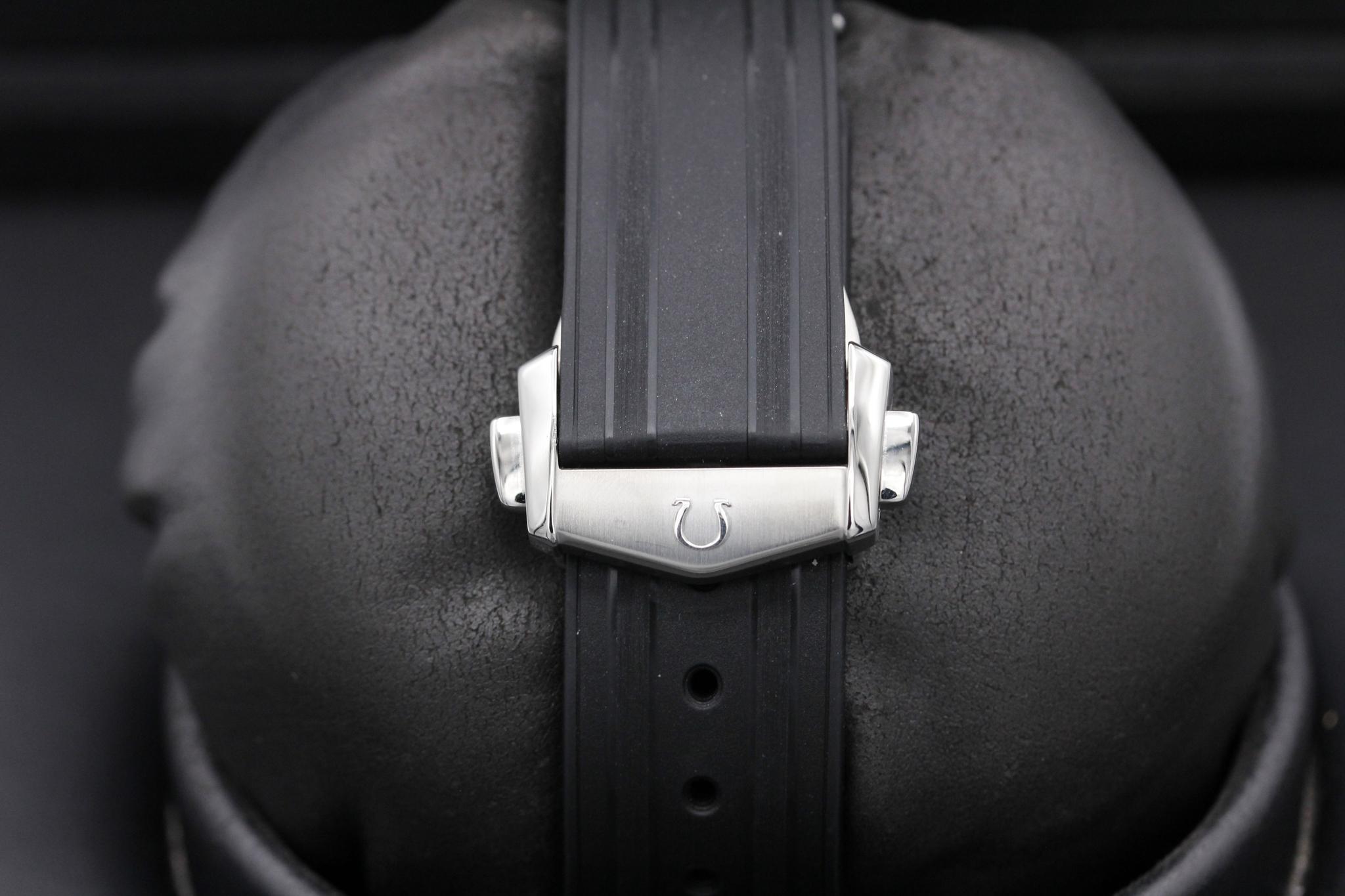 Watch Image 8