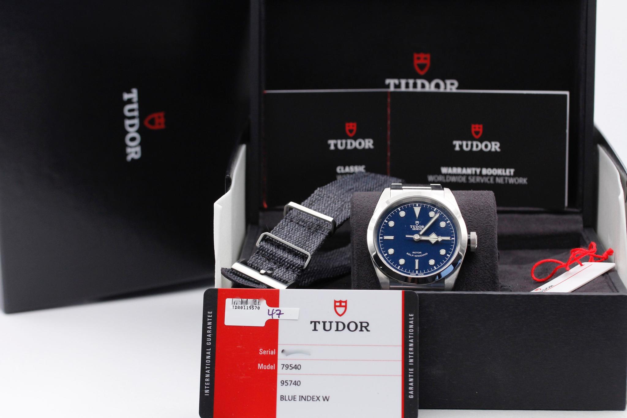 Watch Image 11
