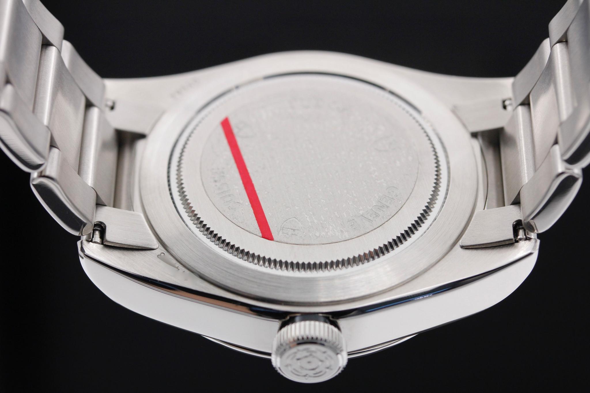 Watch Image 7