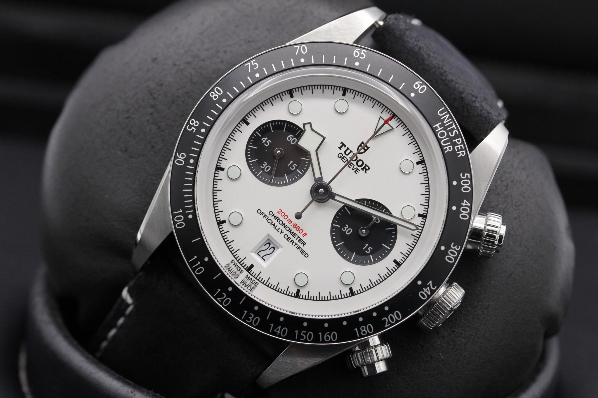 Watch Image 9