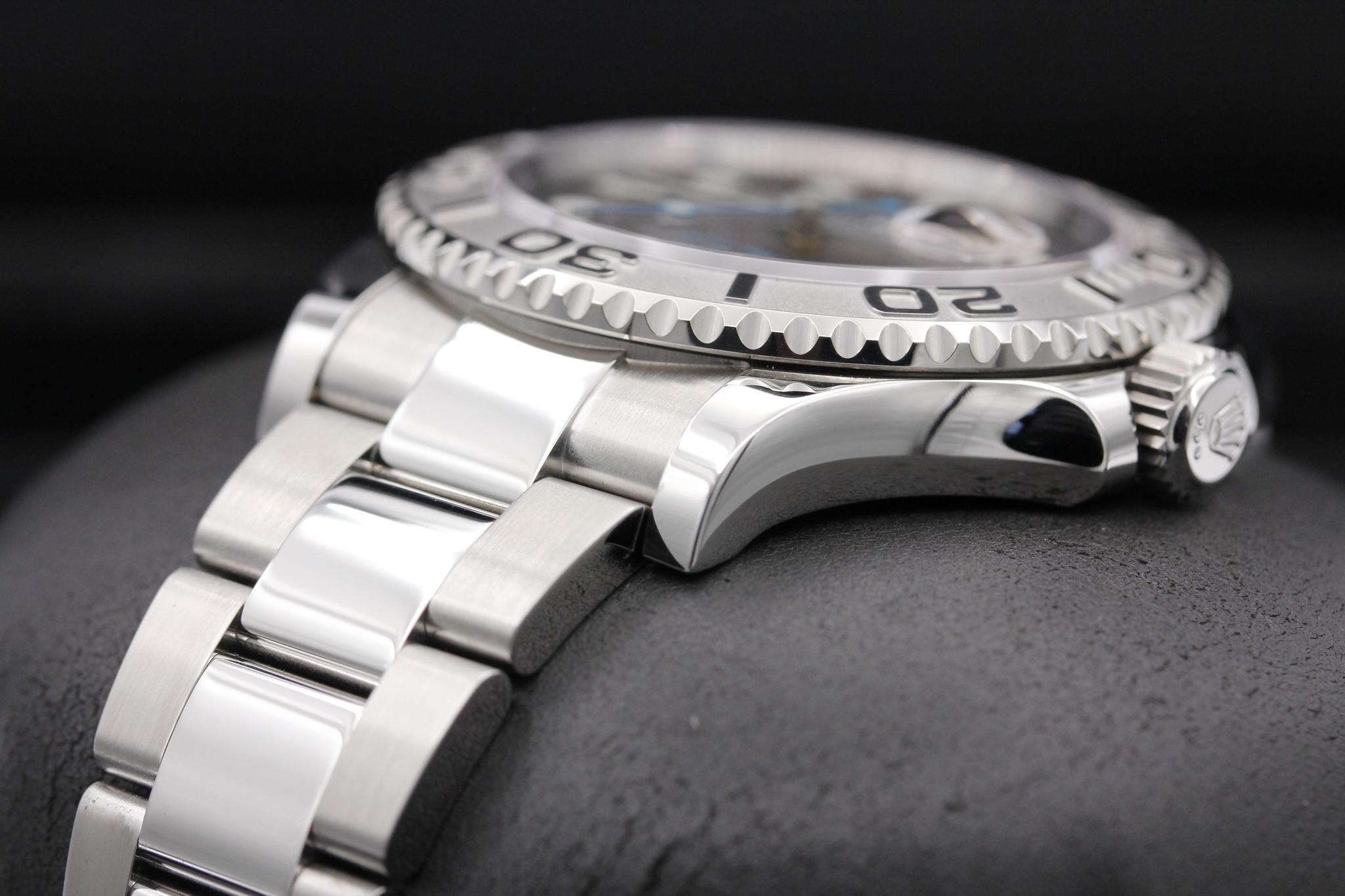 Watch Image 2