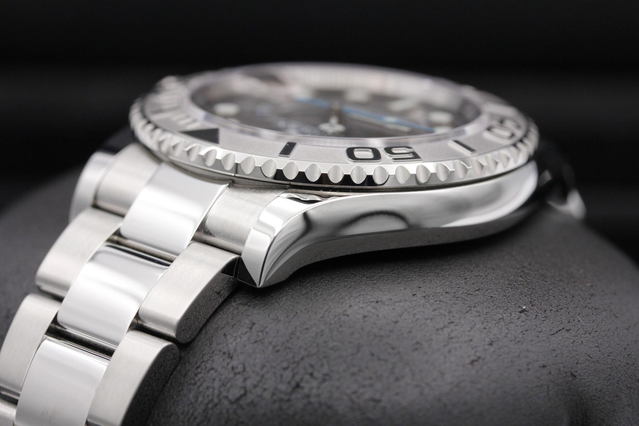 Watch Image 5