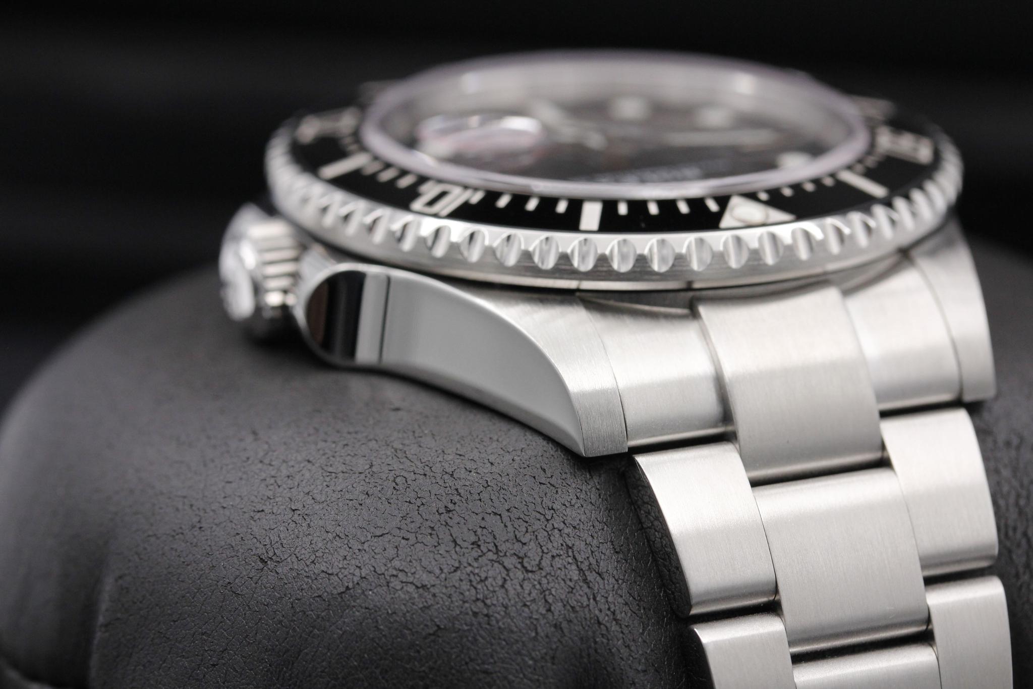 Watch Image 4