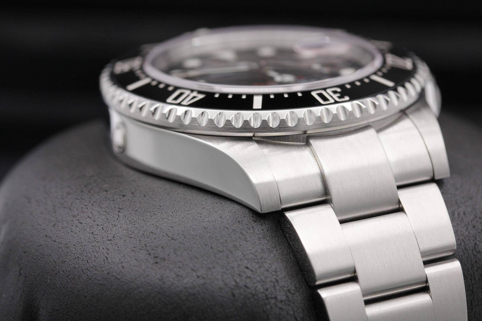 Watch Image 6