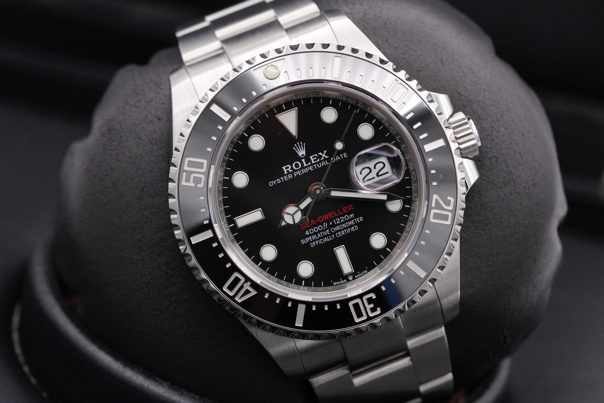 Watch Image 10