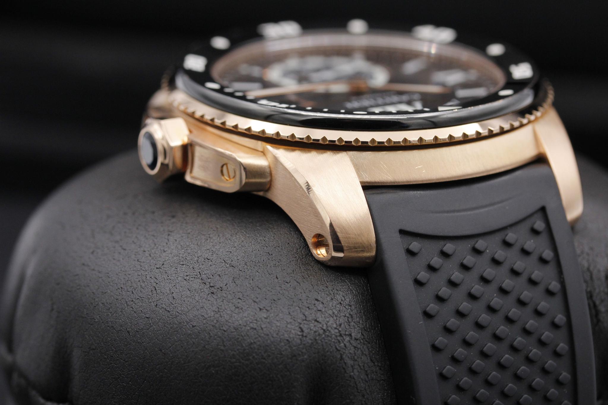 Watch Image 4