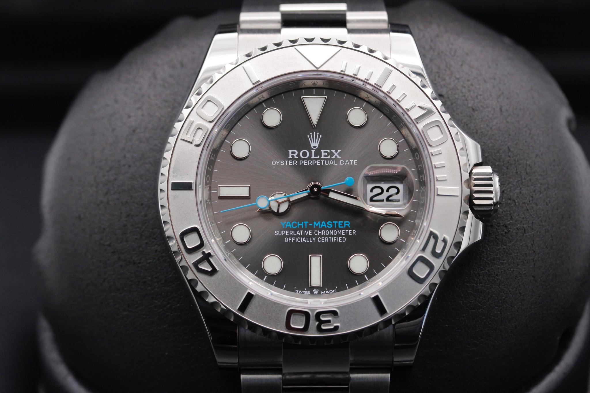 Watch Image 1