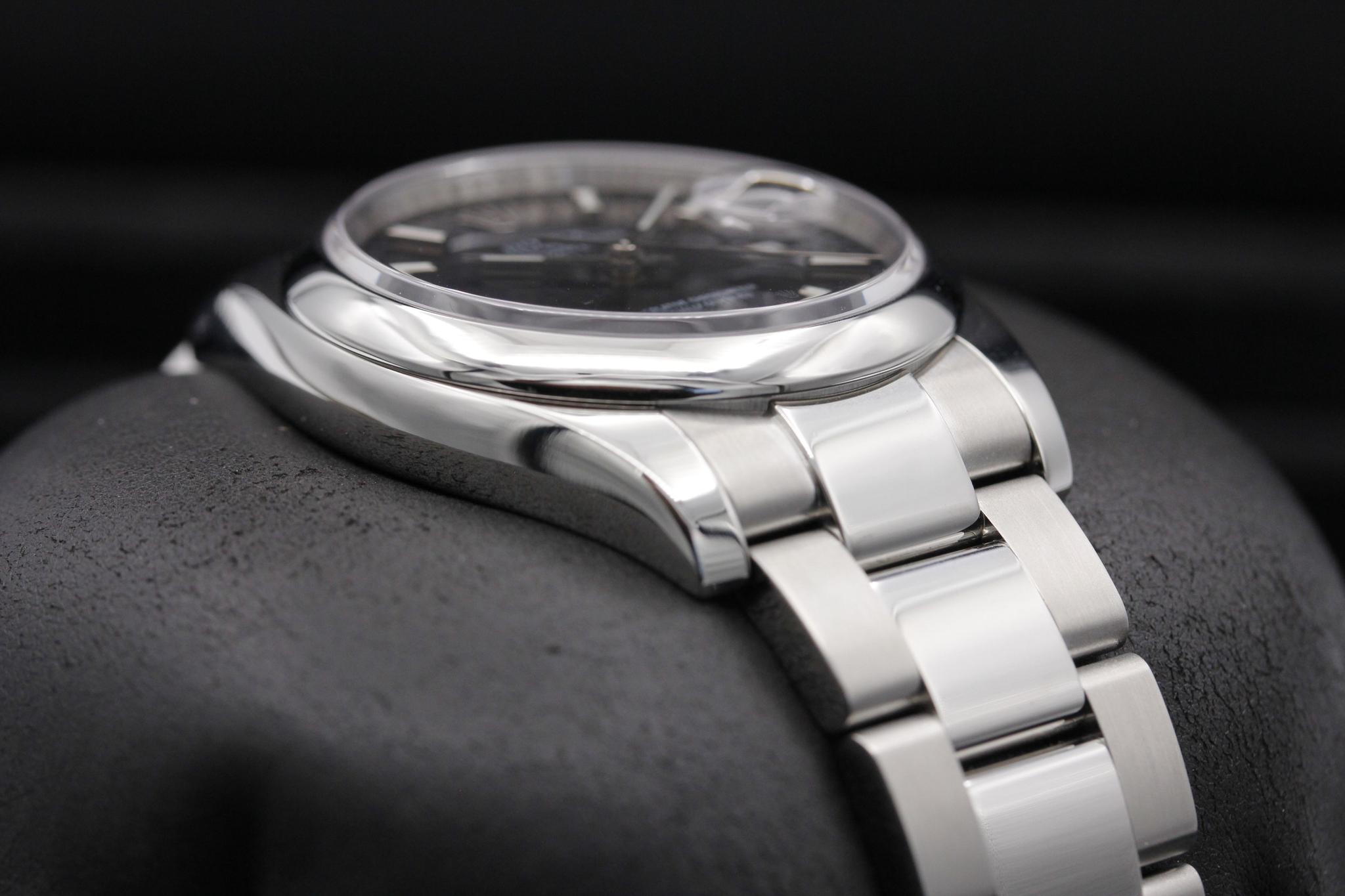 Watch Image 6