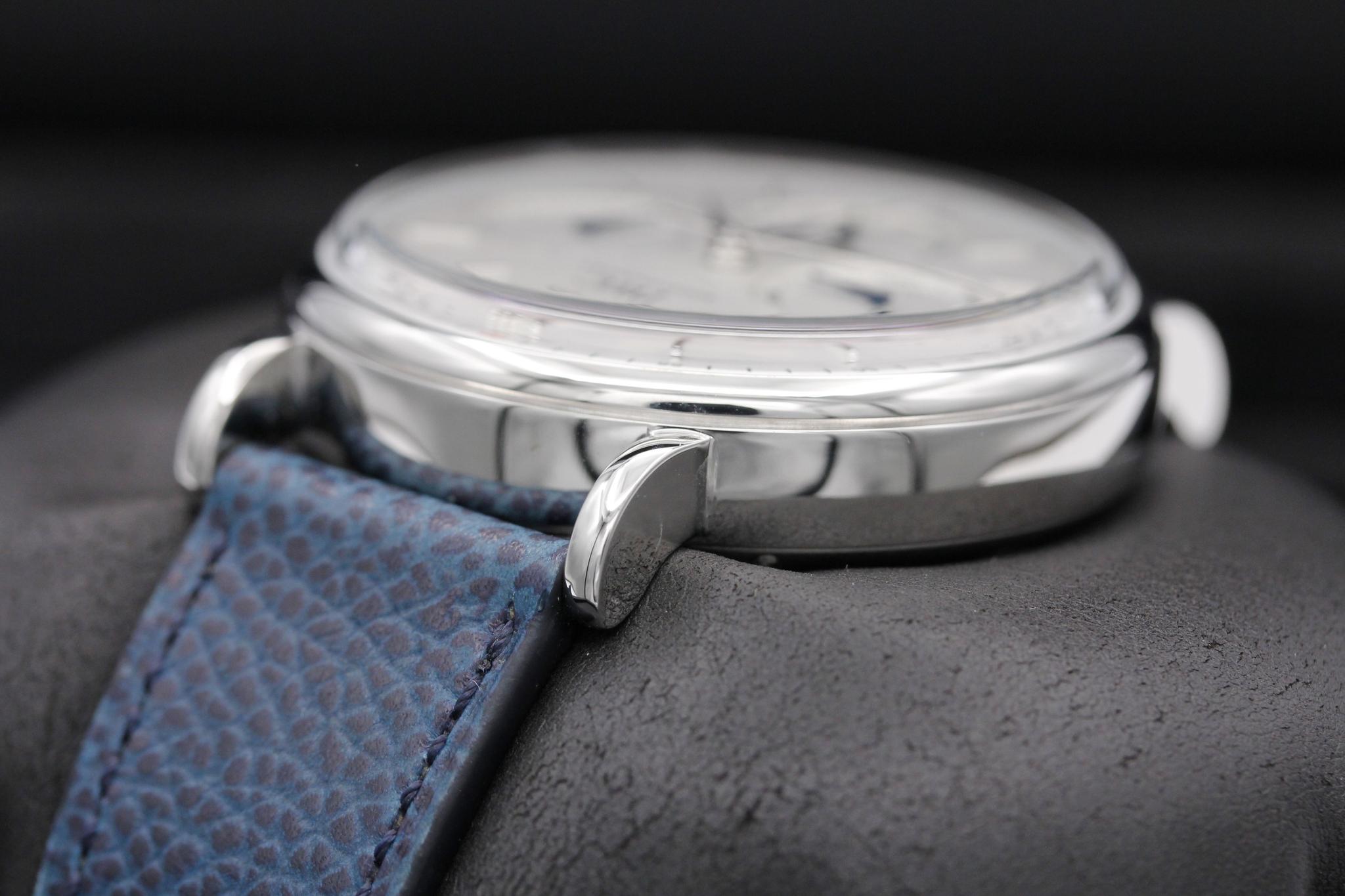 Watch Image 5