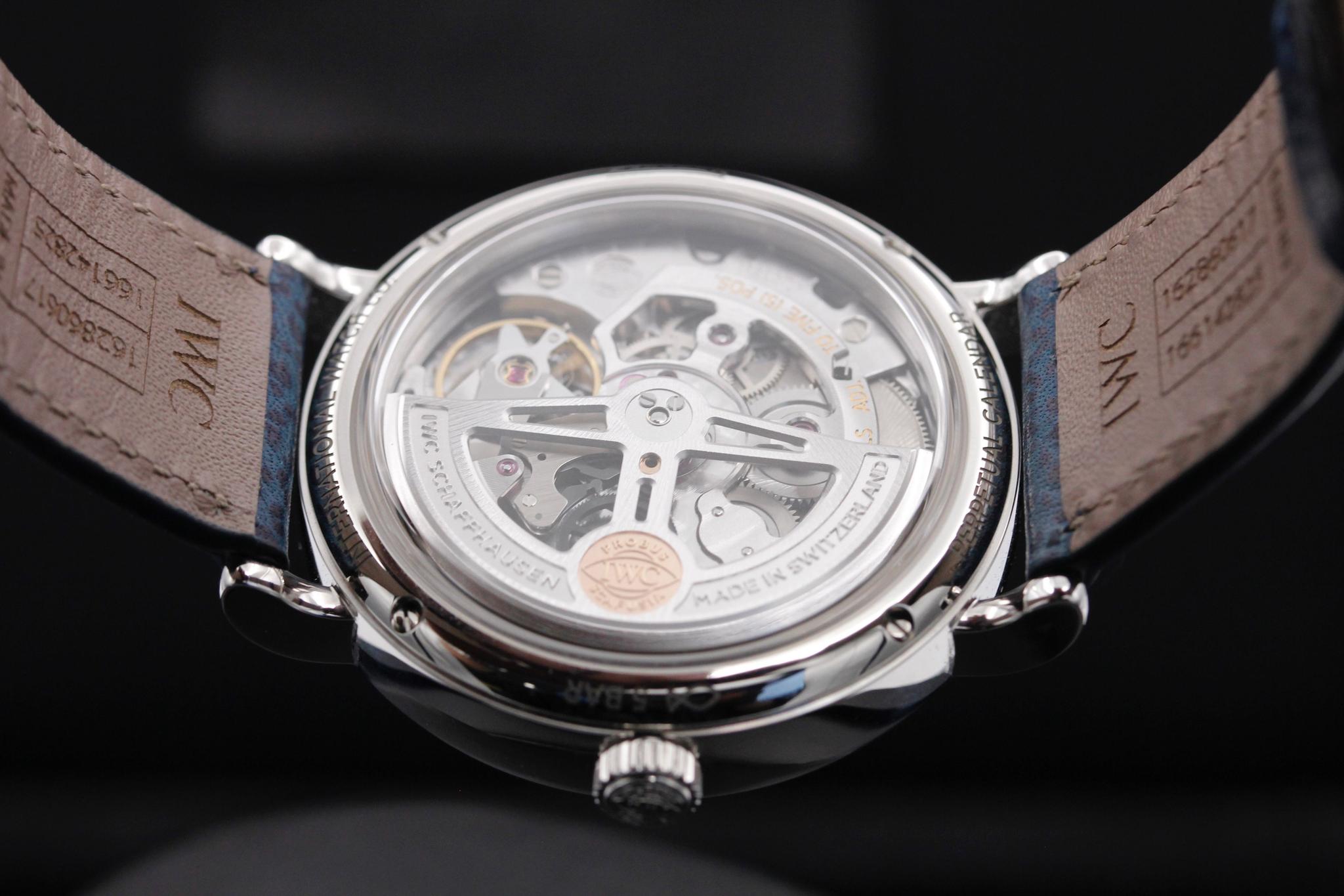 Watch Image 7