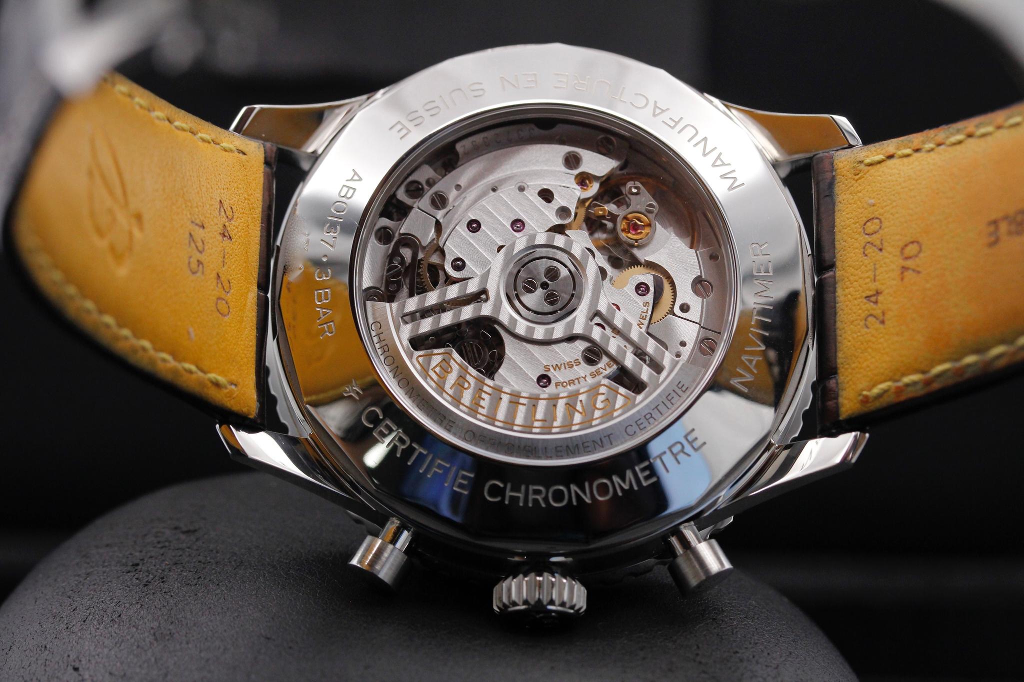 Watch Image 7