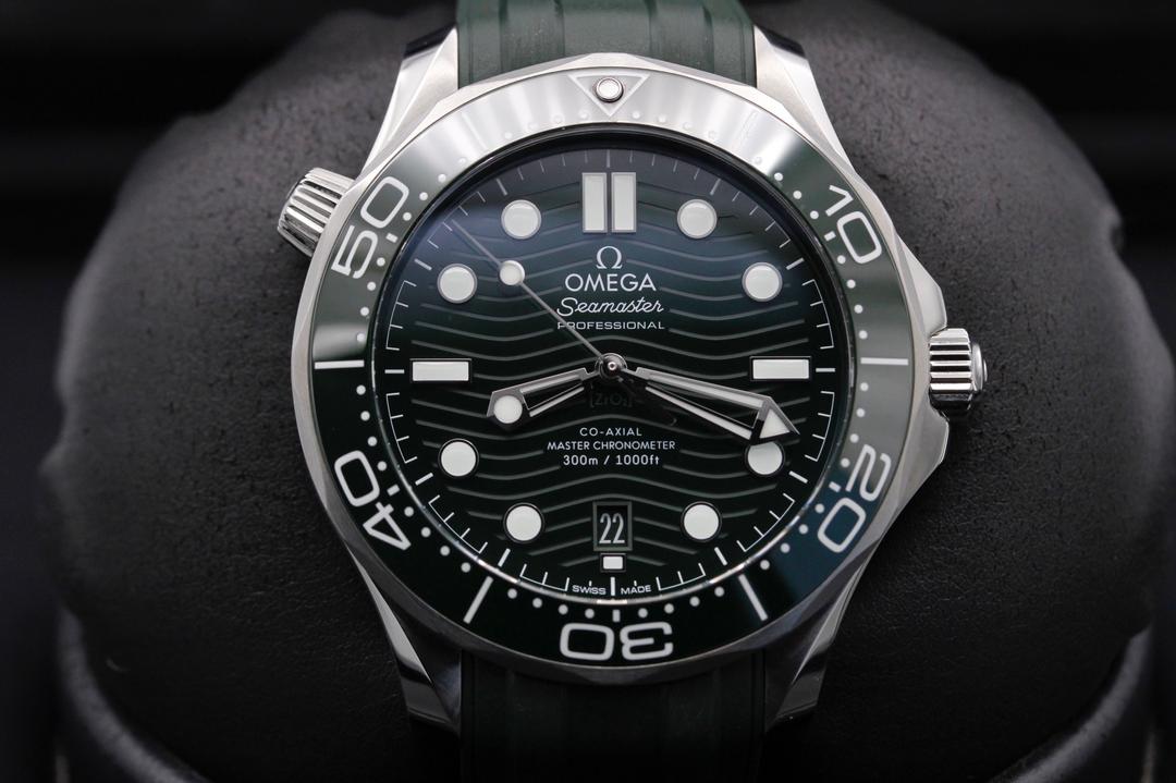 Omega Seamaster Diver 300M 210.32.42.20.10.001