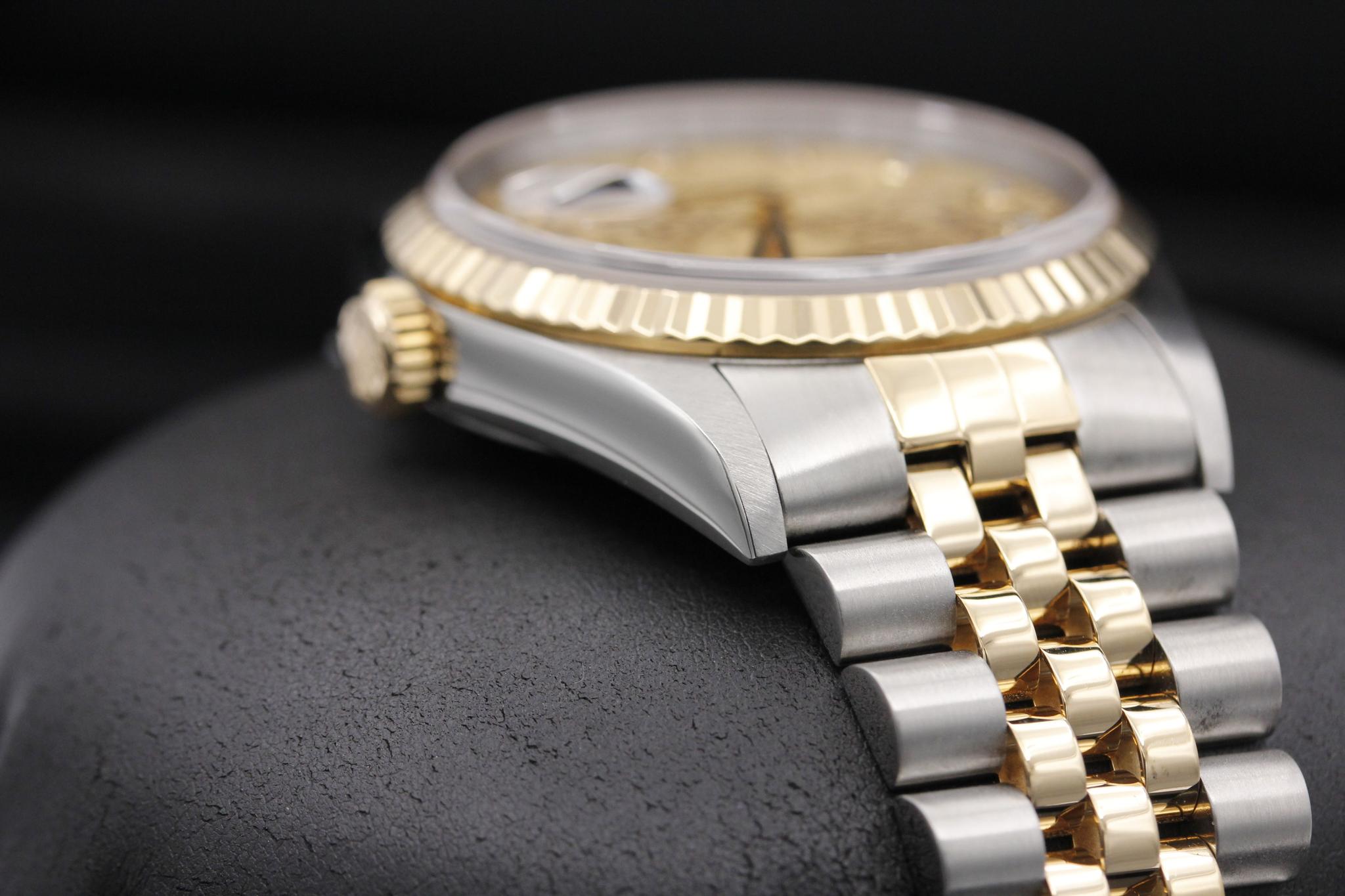 Watch Image 4