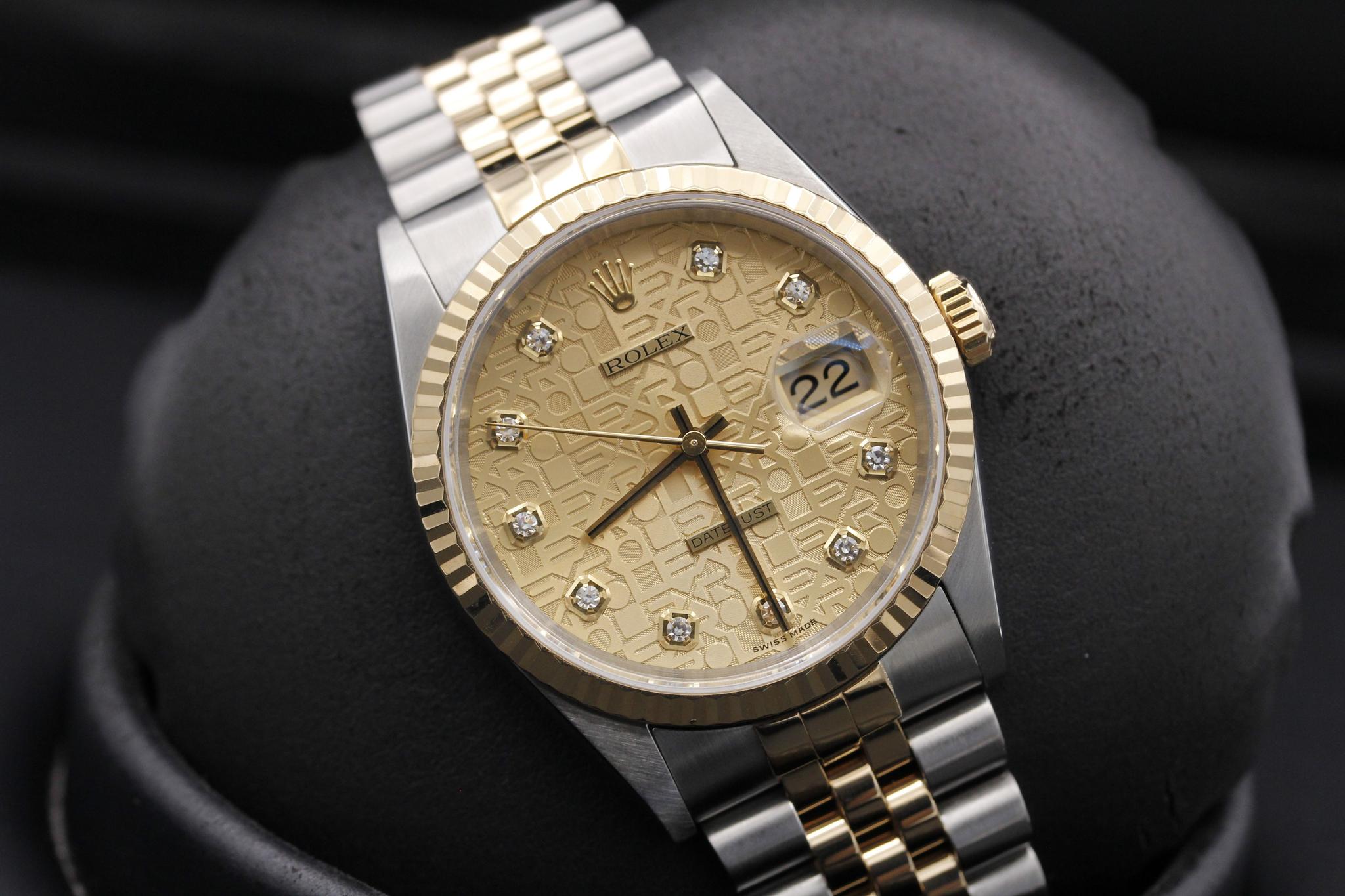 Watch Image 10
