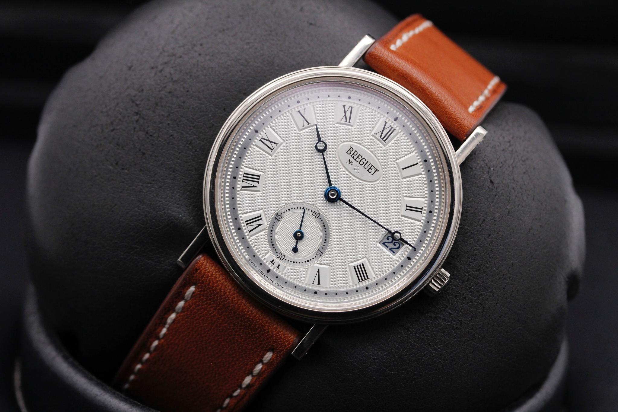 Watch Image 9