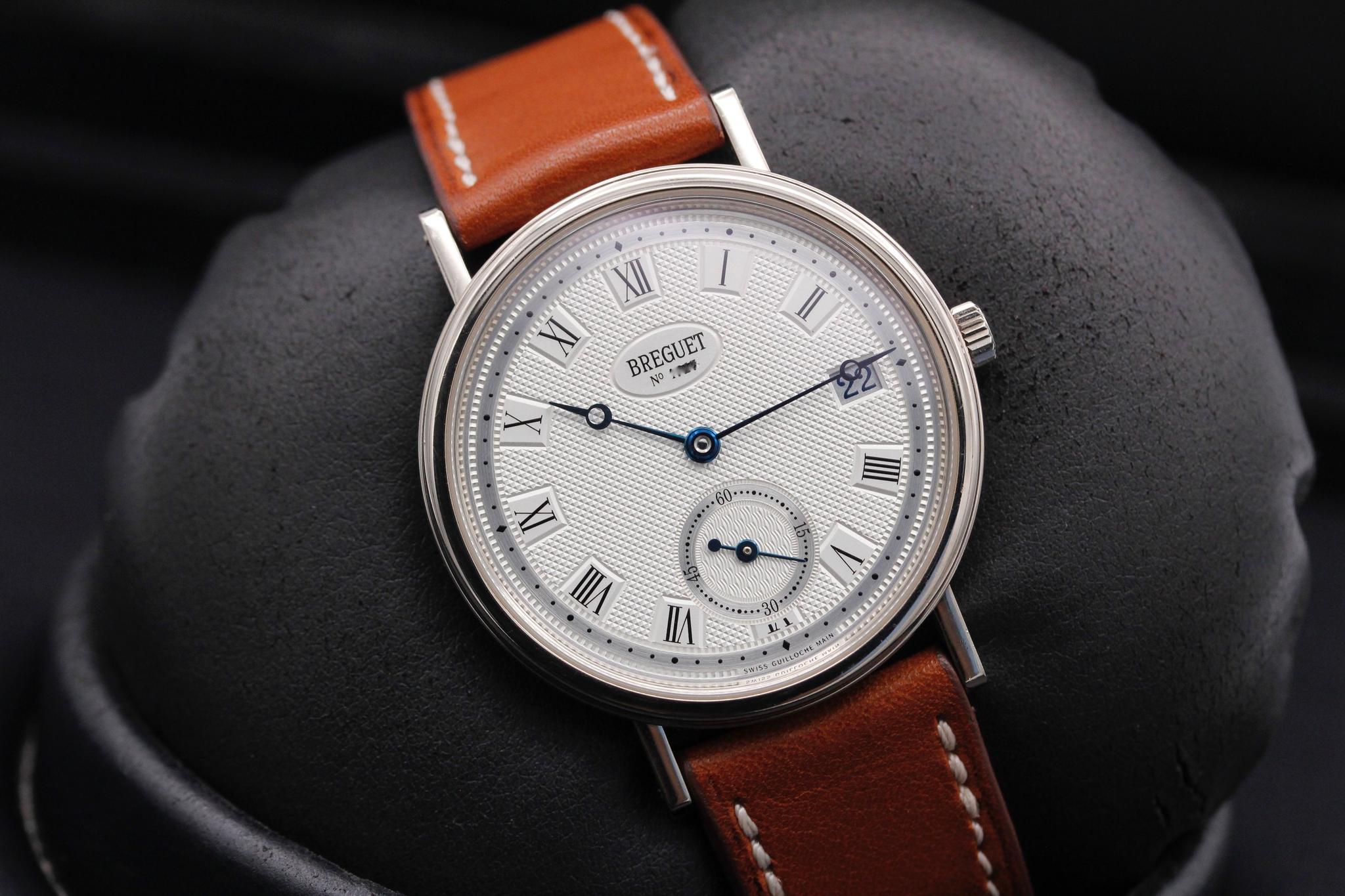 Watch Image 10