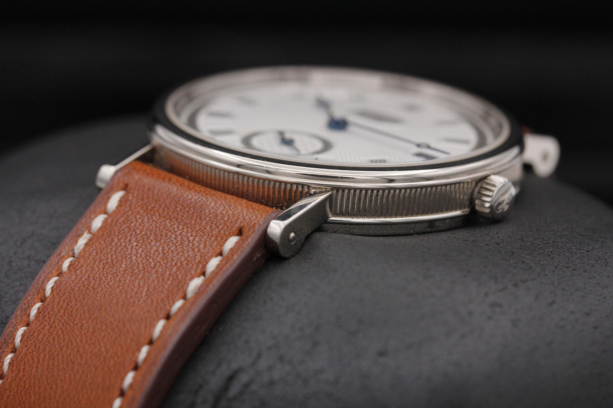 Watch Image 2
