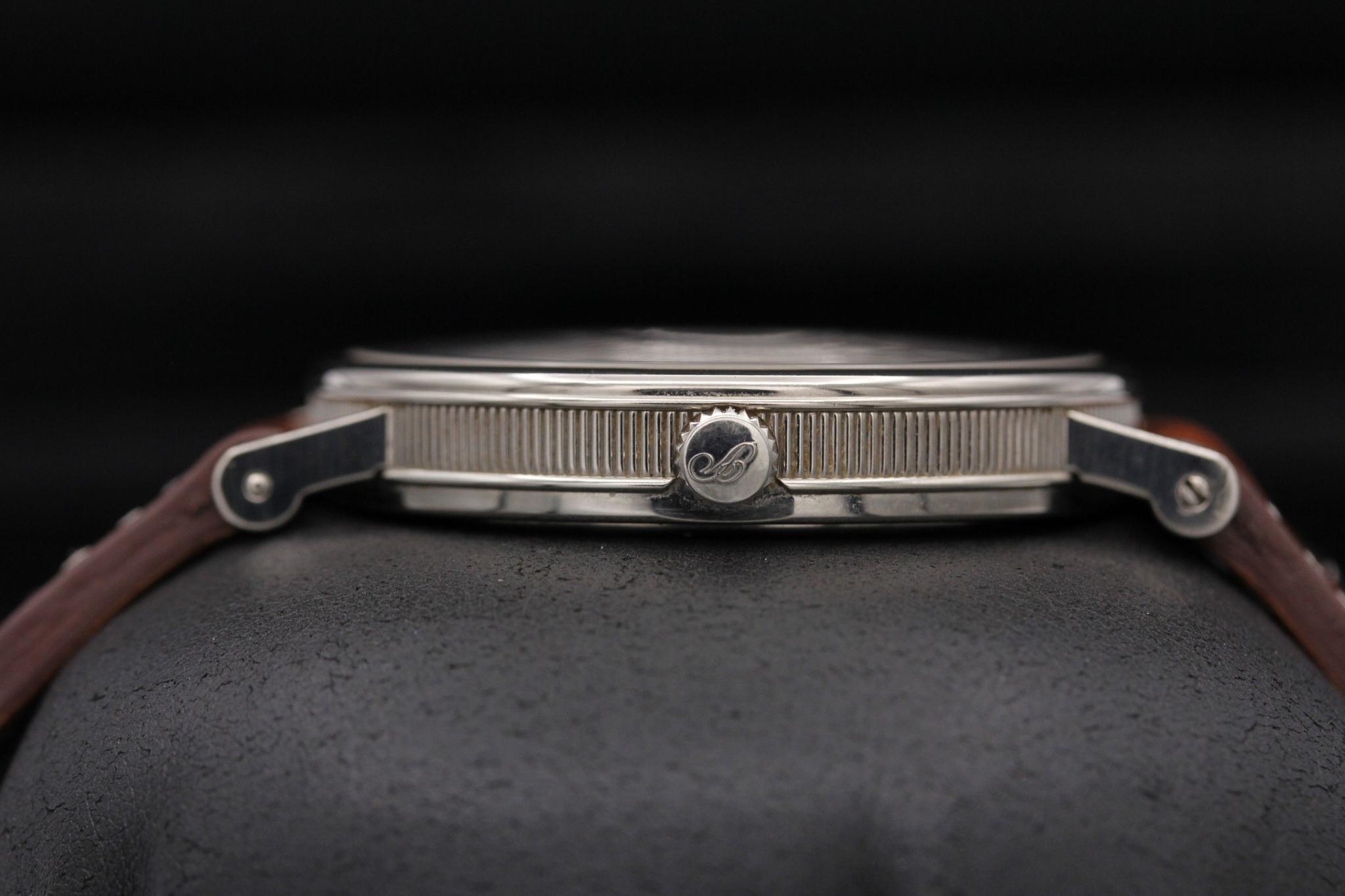 Watch Image 3