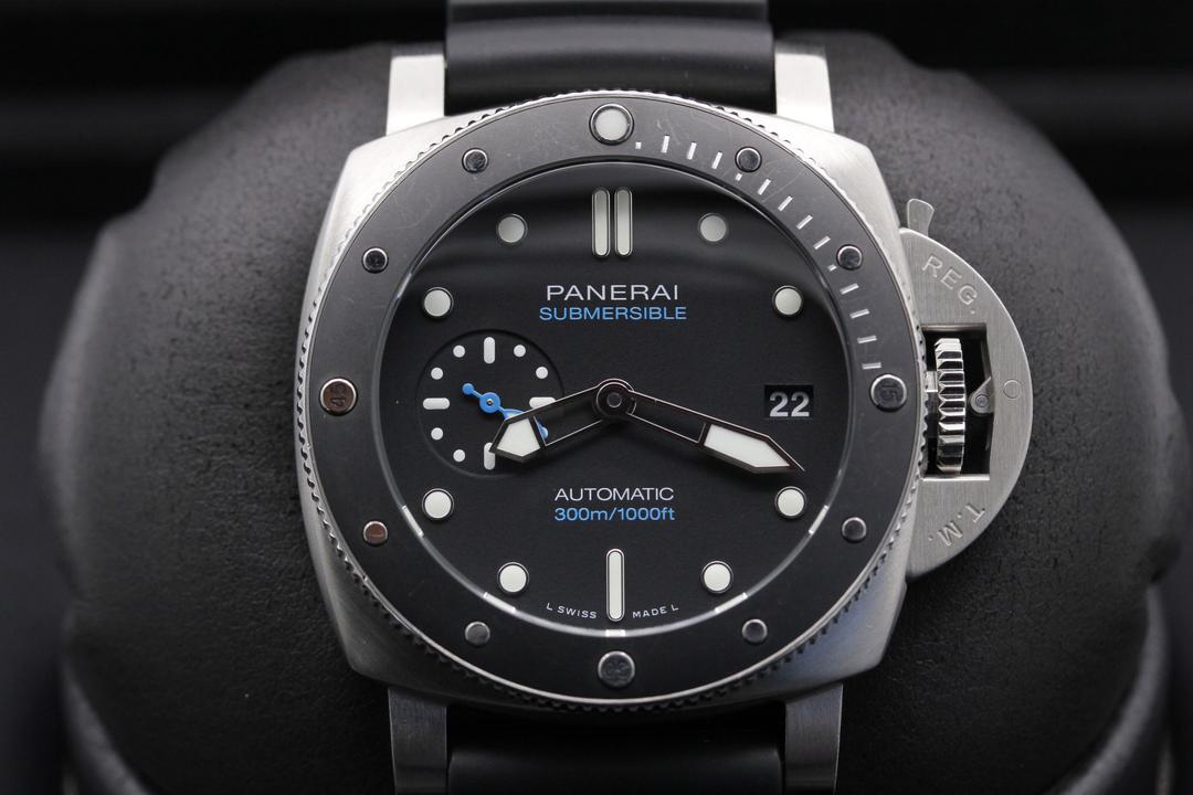Panerai Submersible PAM 683