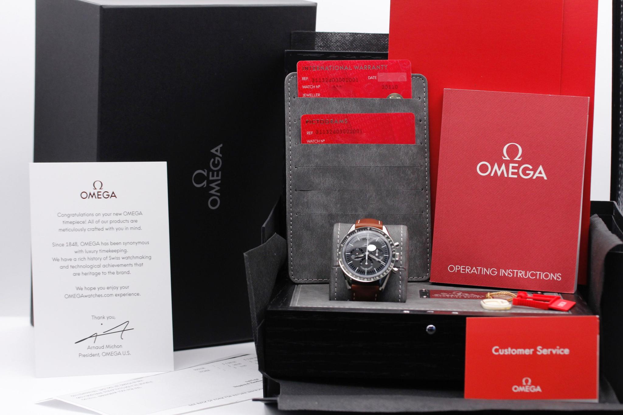Watch Image 12
