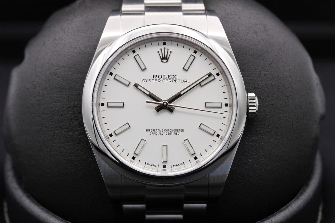 Rolex Oyster Perpetual 114300
