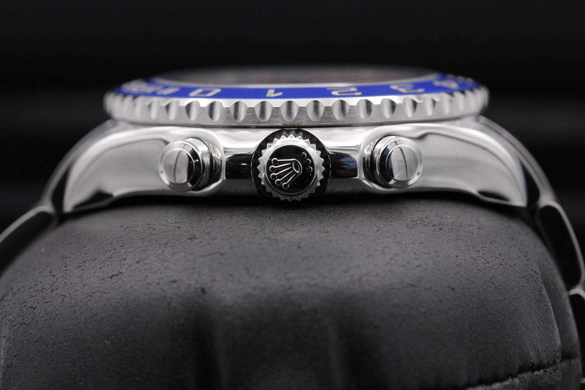 Watch Image 3