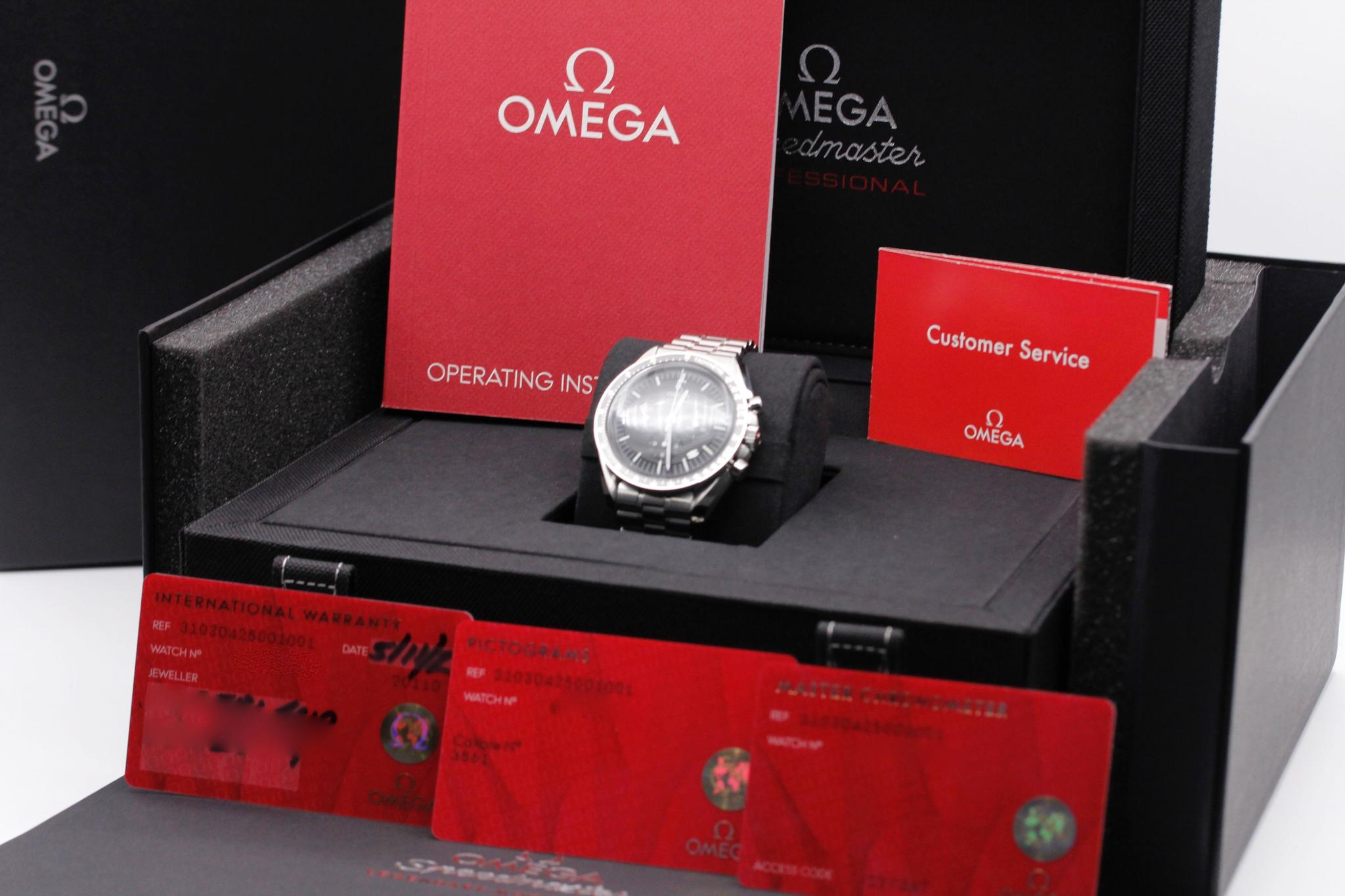 Watch Image 11