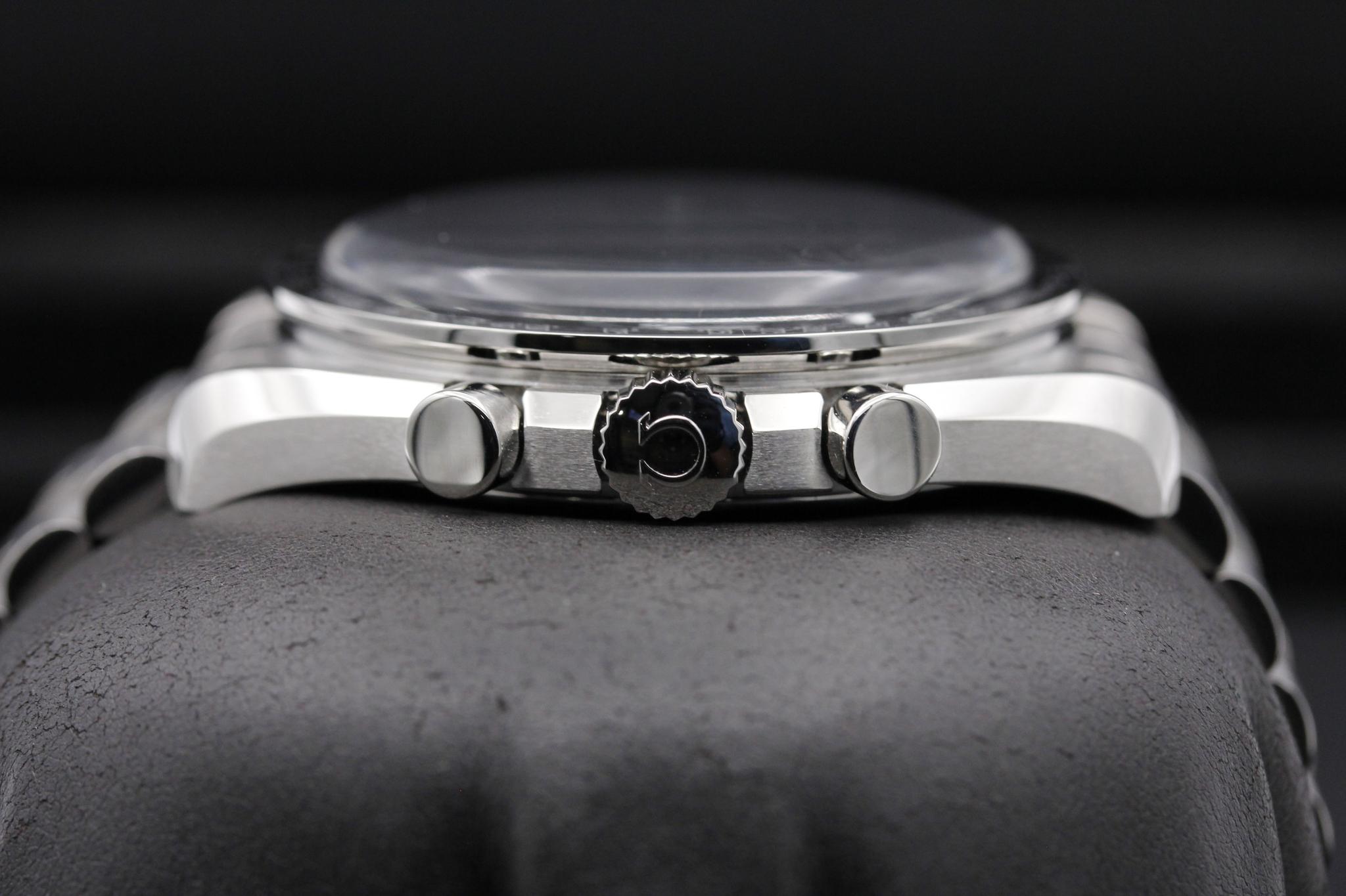 Watch Image 3