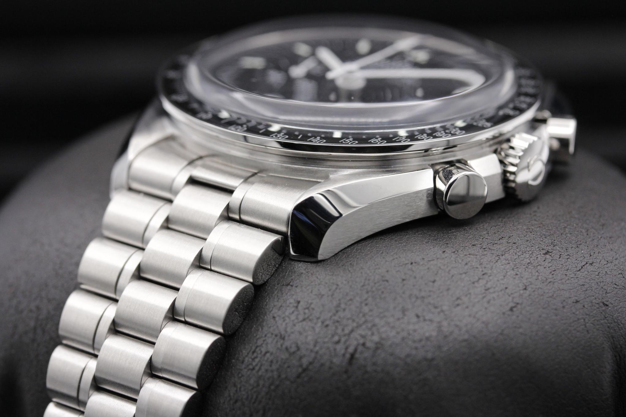 Watch Image 2