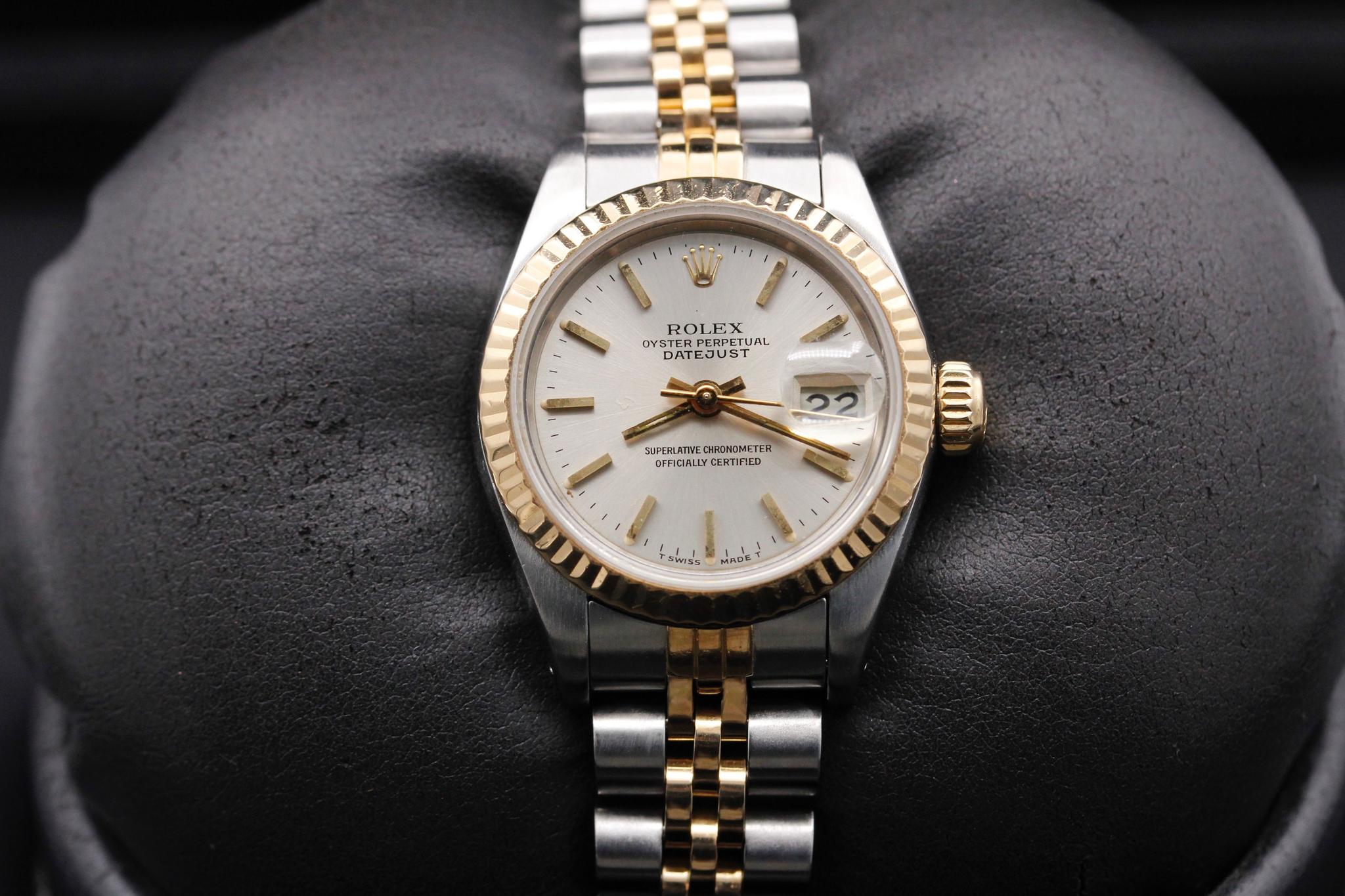 Watch Image 1
