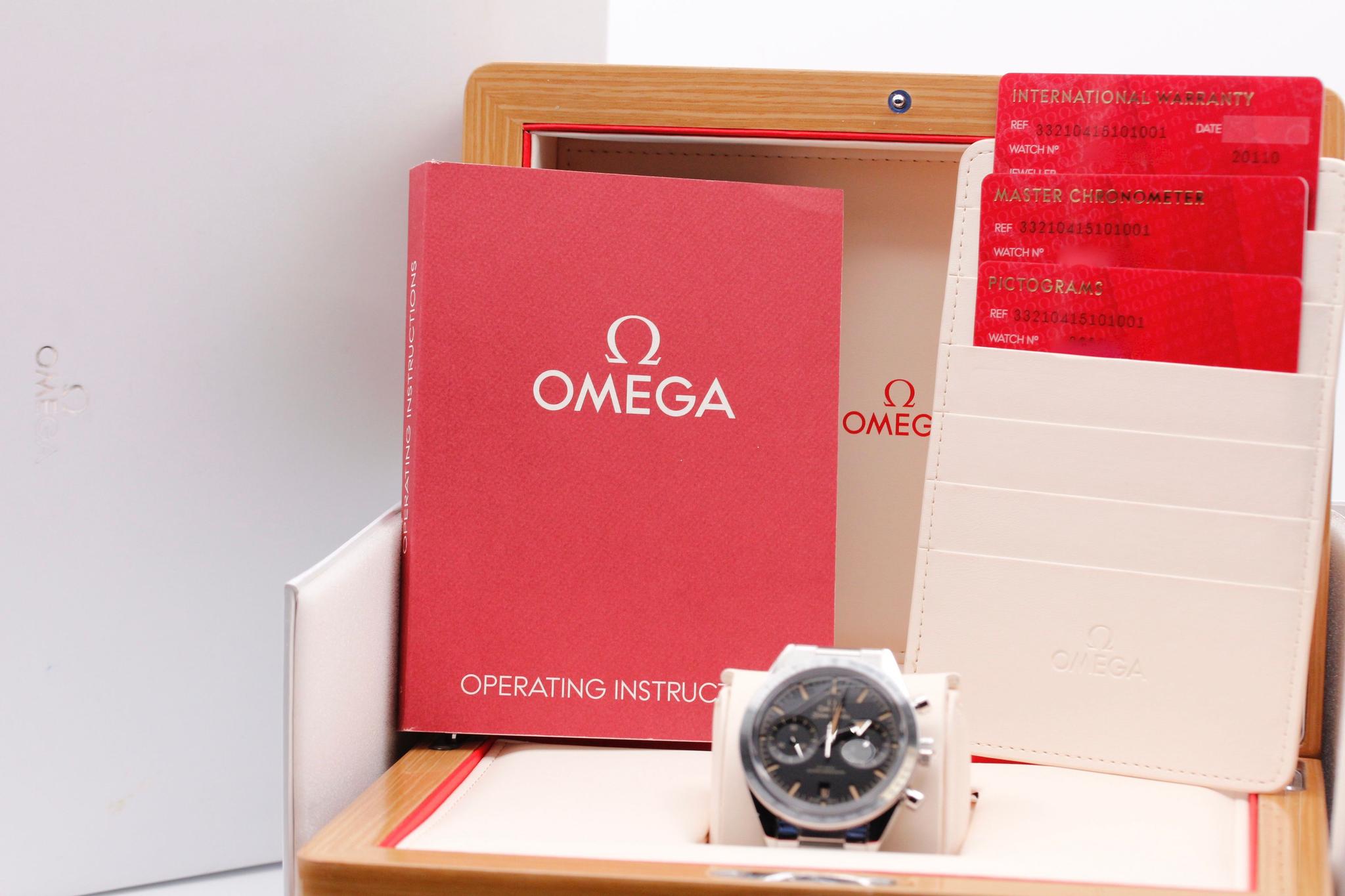 Watch Image 11