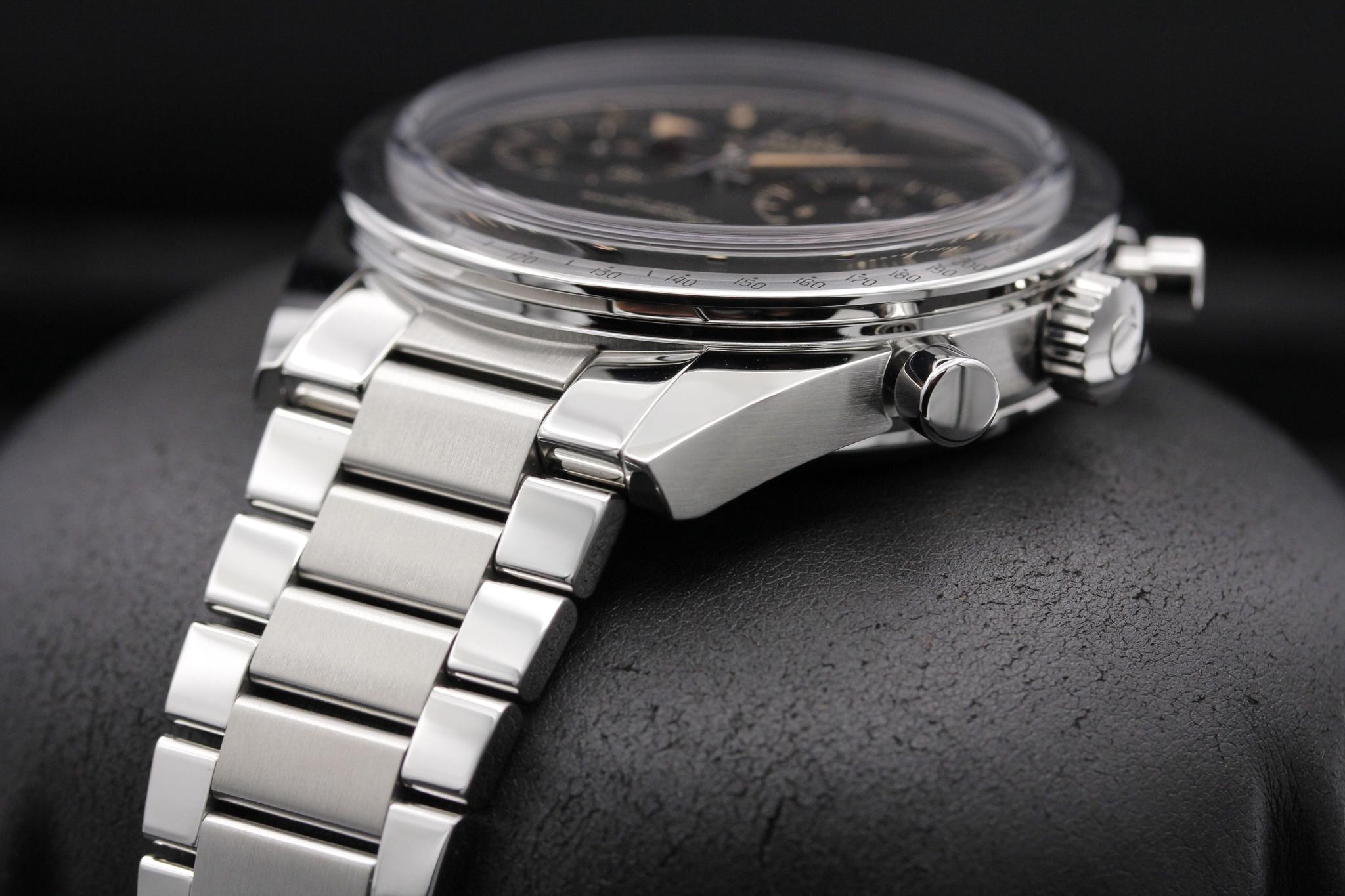 Watch Image 2