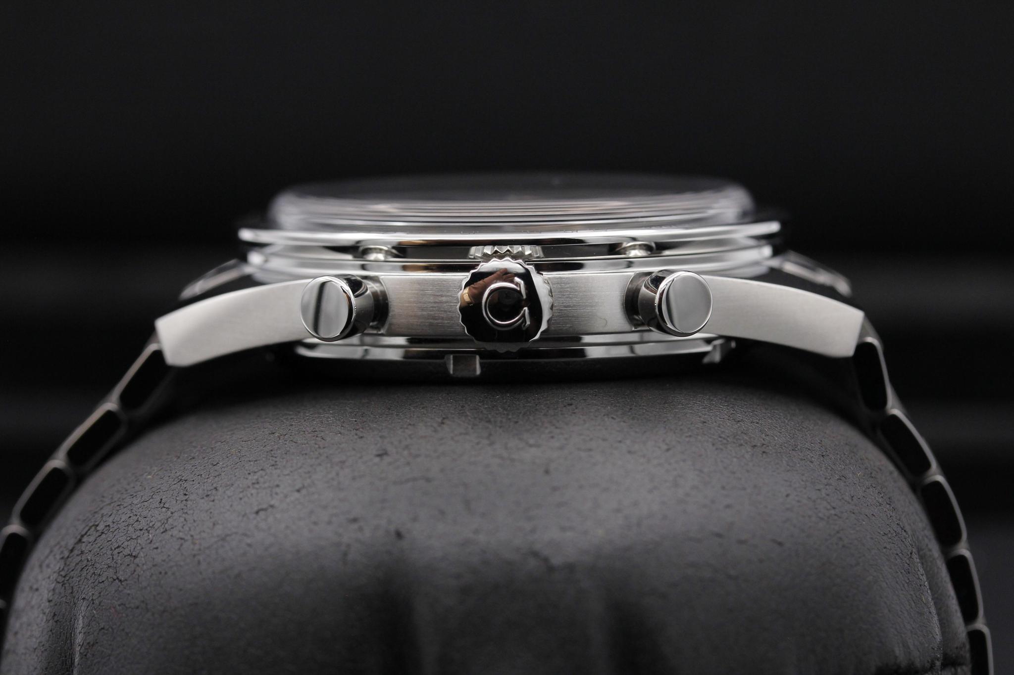 Watch Image 3