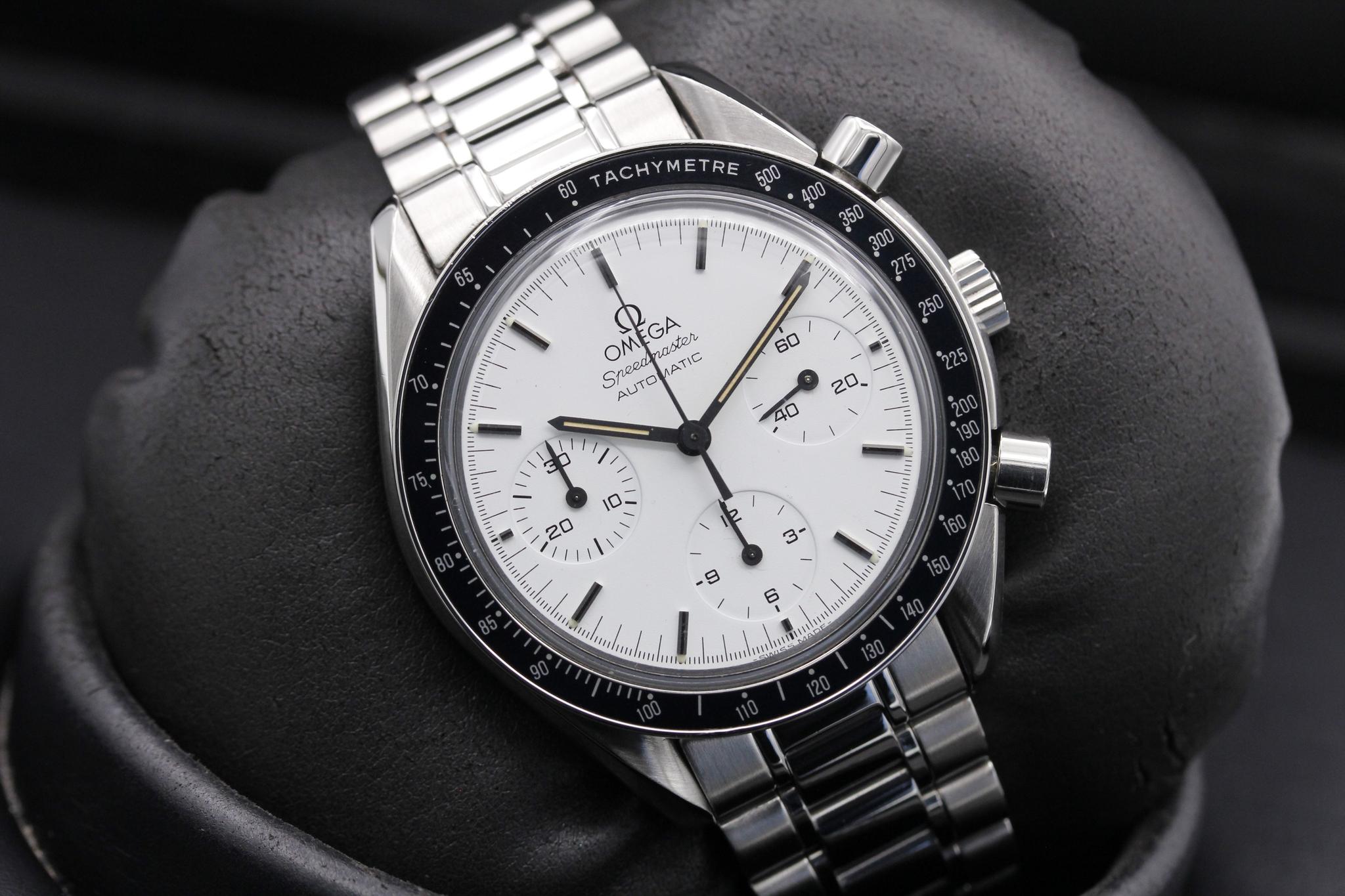 Watch Image 10