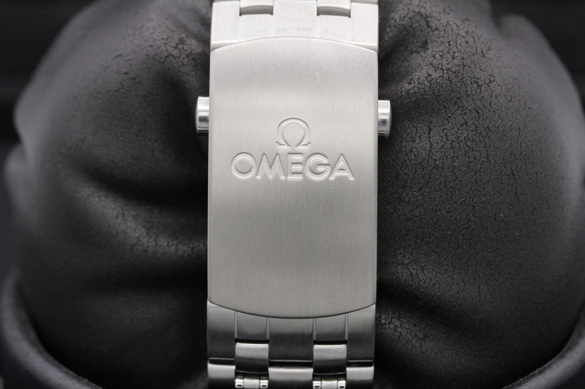 Watch Image 8