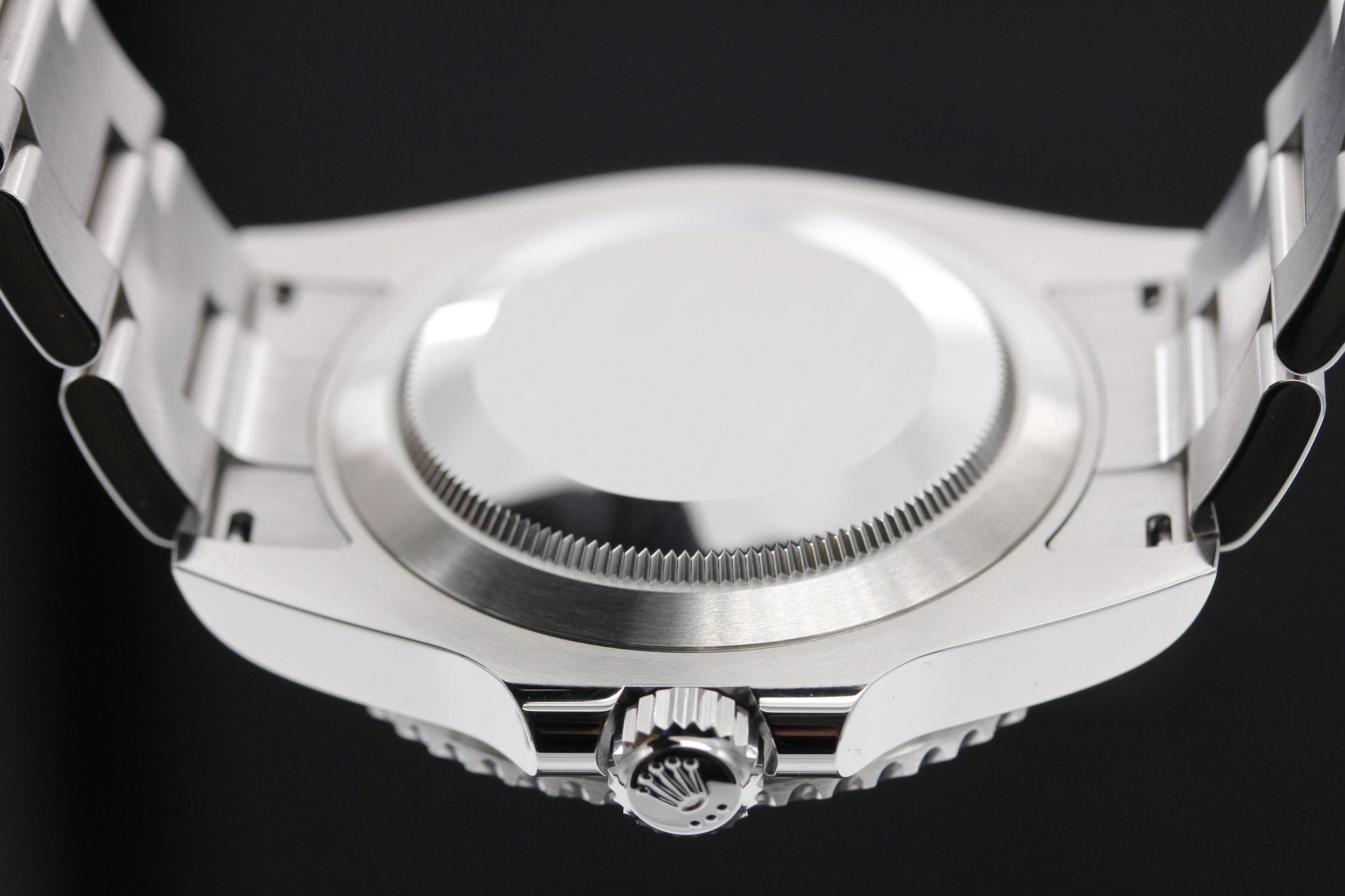 Watch Image 7