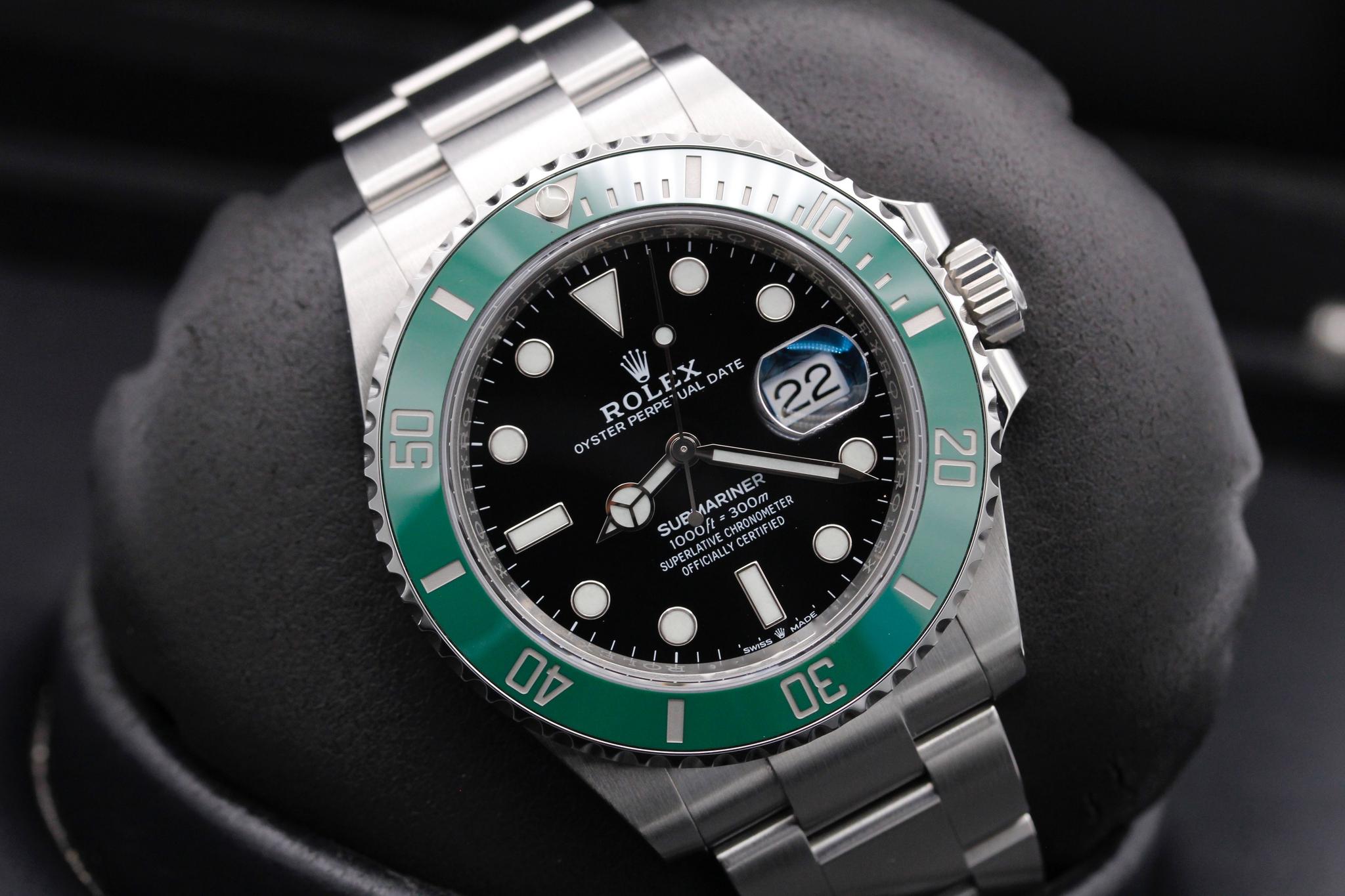Watch Image 10