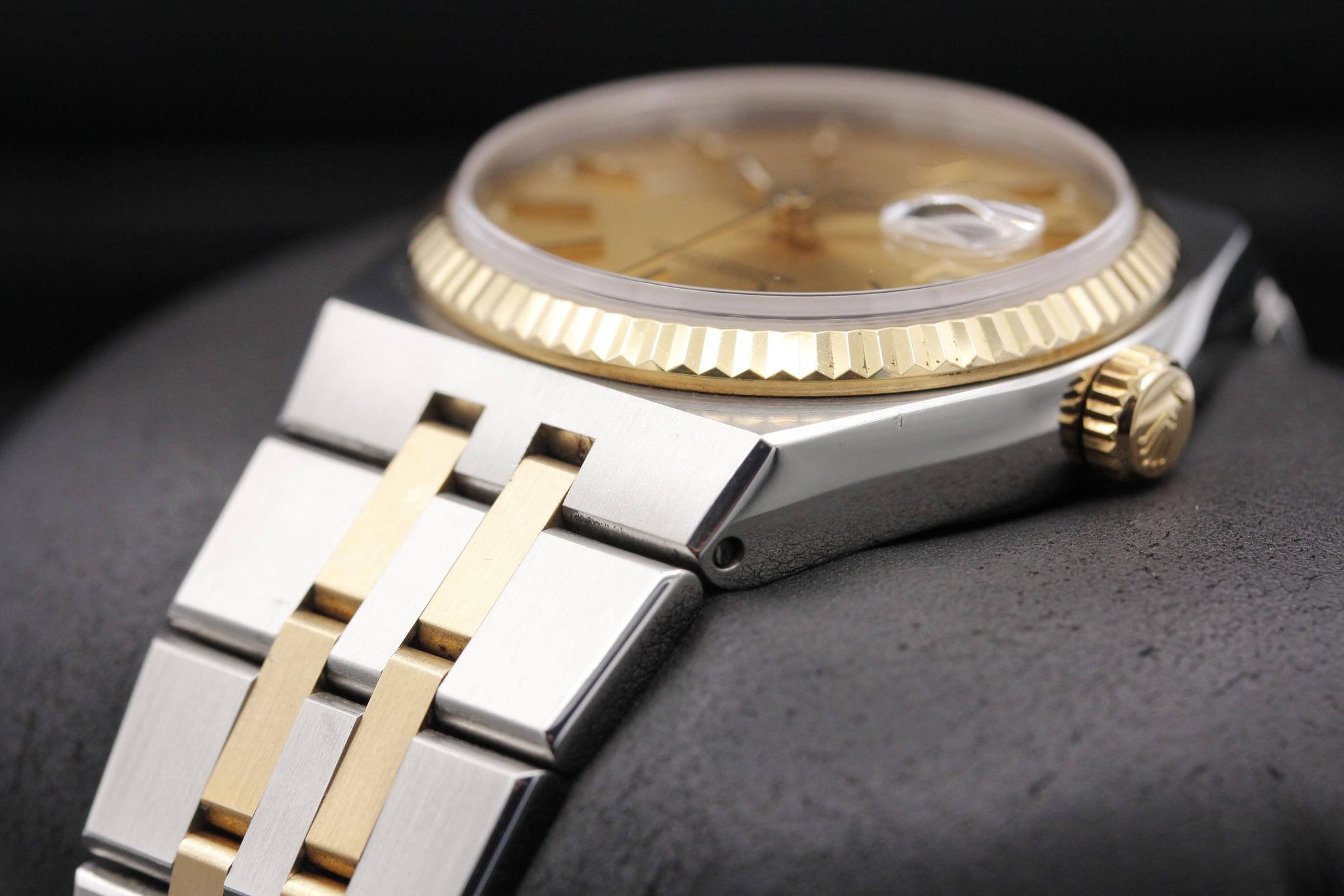 Watch Image 2