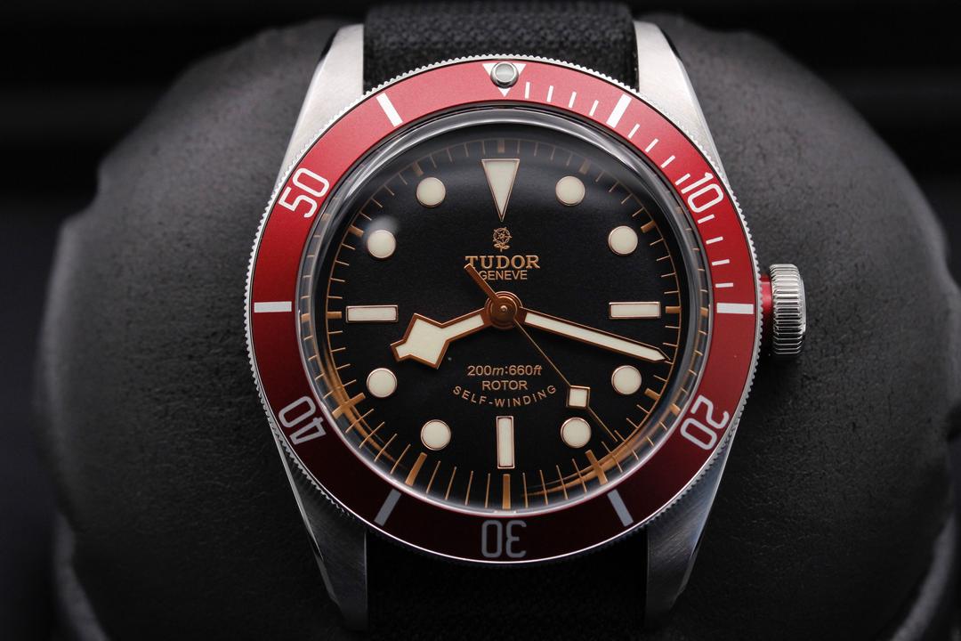 Tudor Black Bay "ETA" 79220