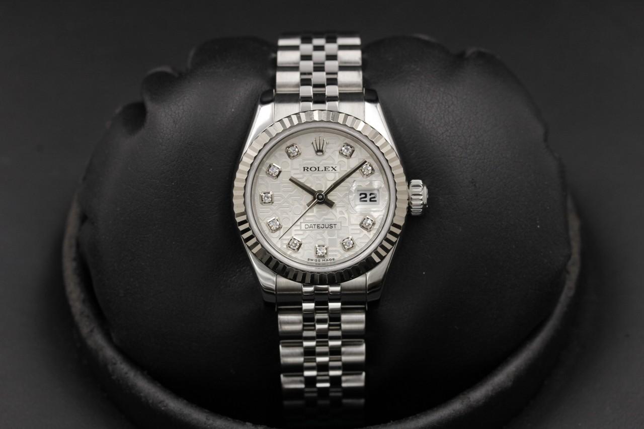 Watch Image 1