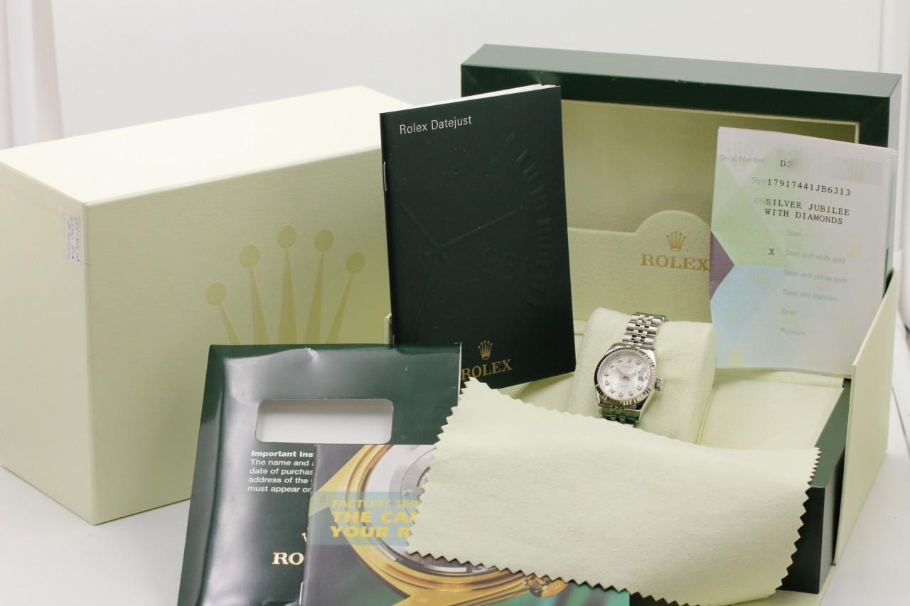 Watch Image 11