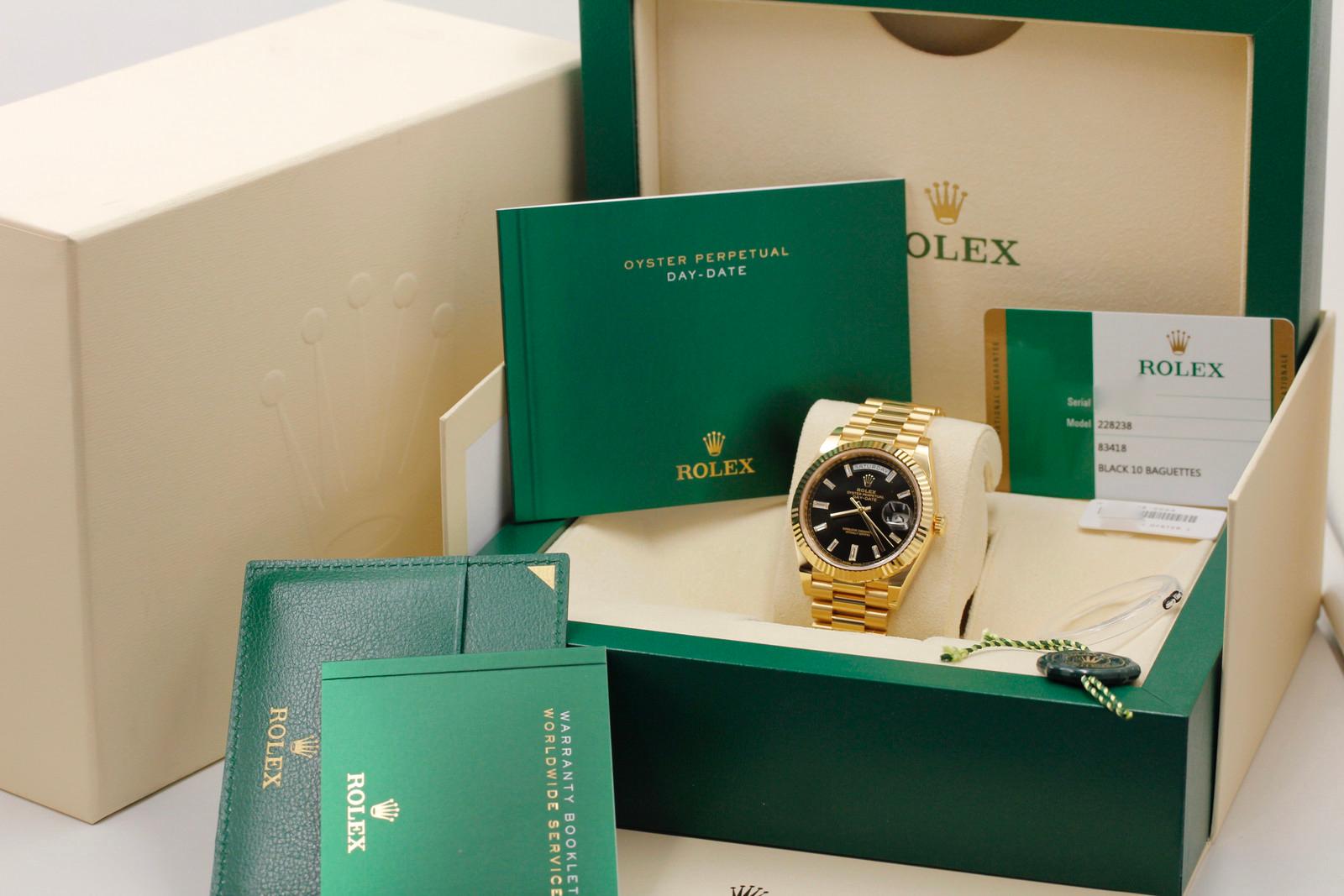Watch Image 13